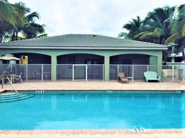 909 NW 18th Avenue