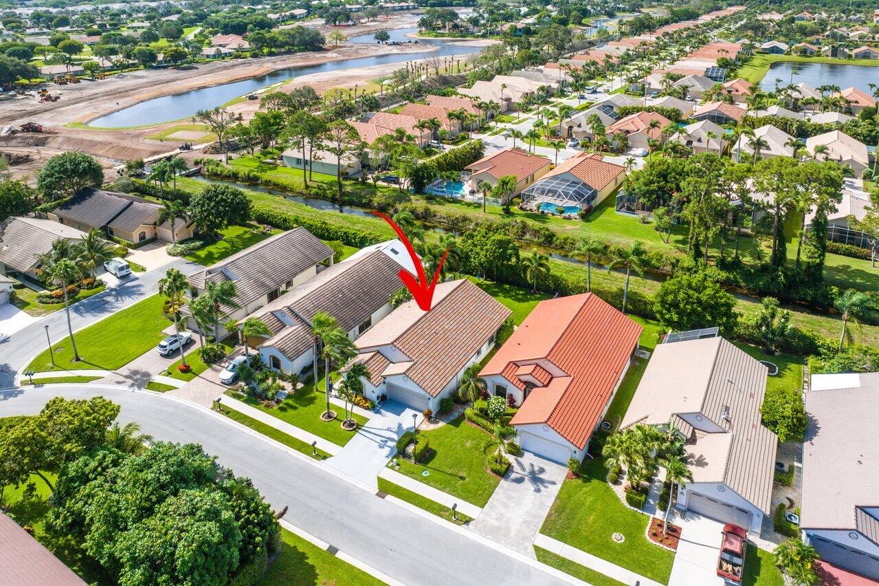 10496 Lexington Circle S