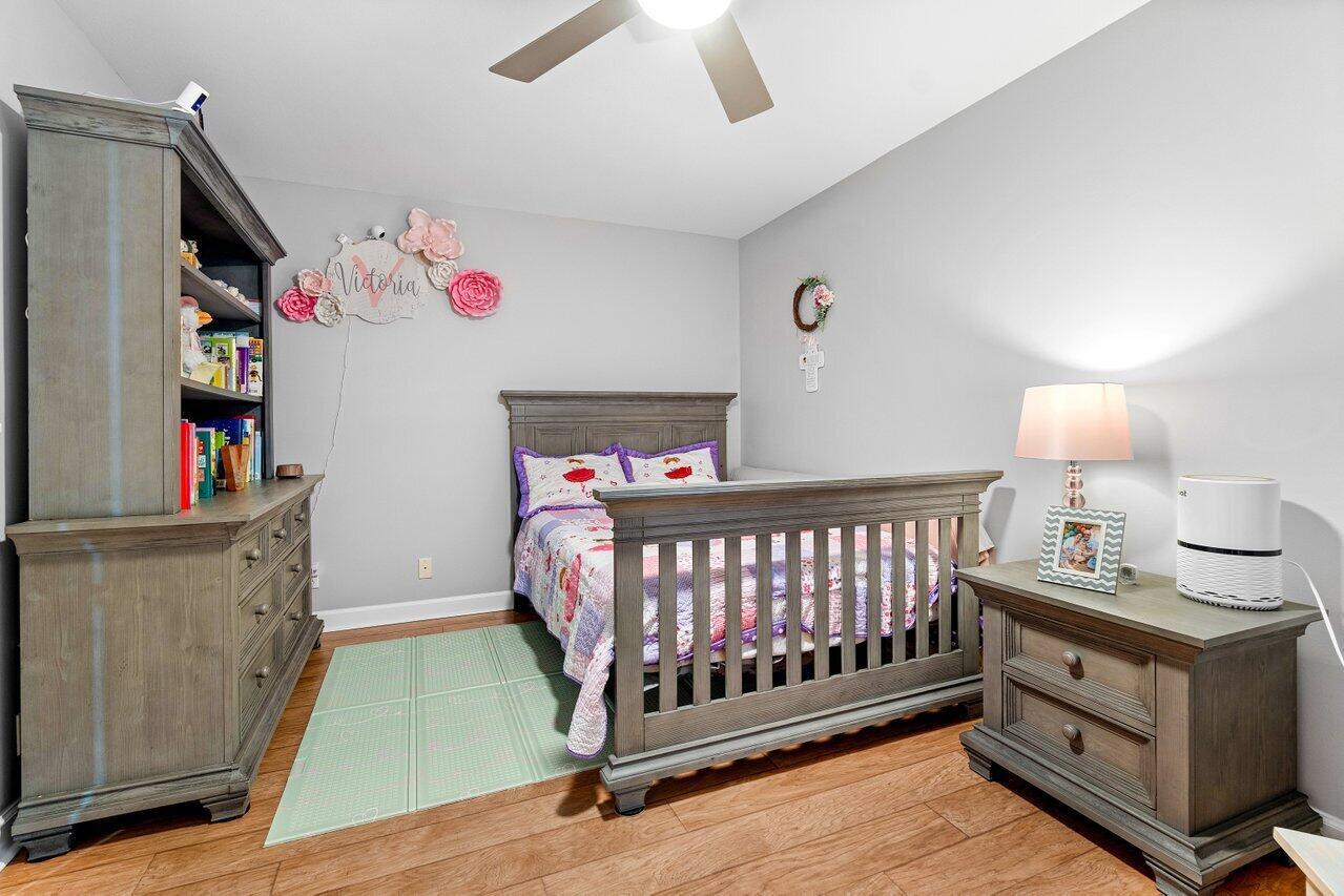 10496 Lexington Circle S