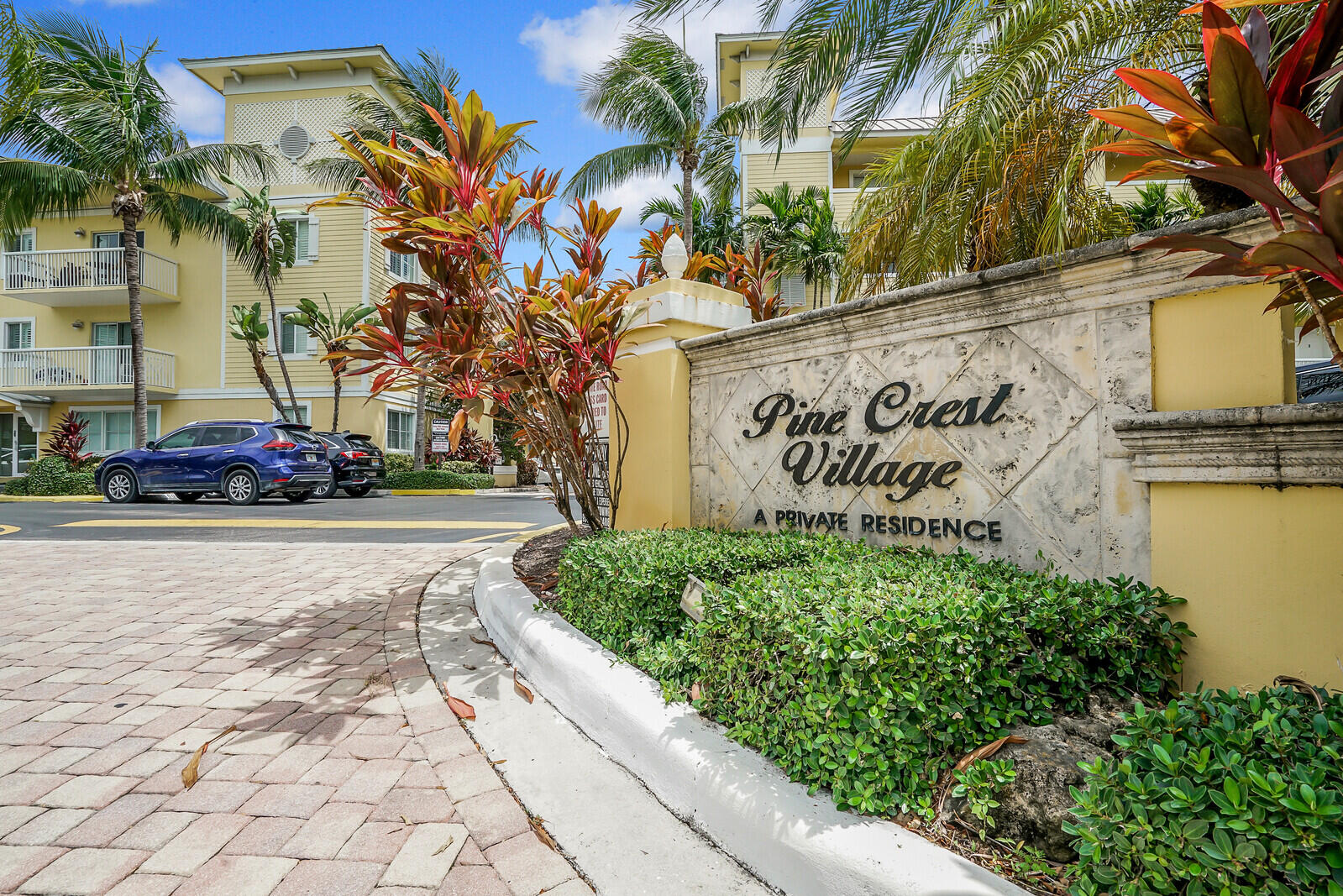1501 E Broward Boulevard 810