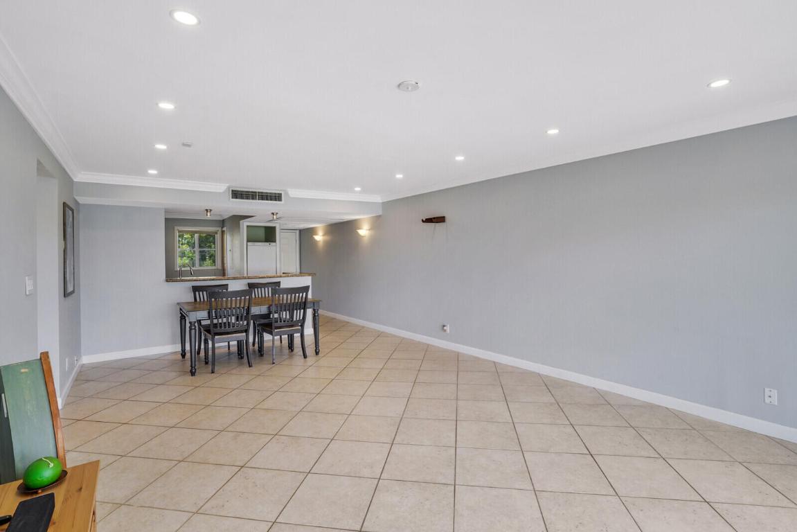 1501 E Broward Boulevard 810