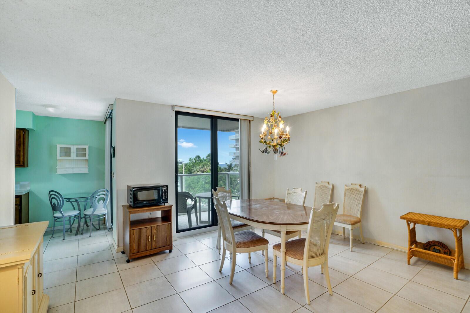 1000 S Ocean Boulevard 4 L