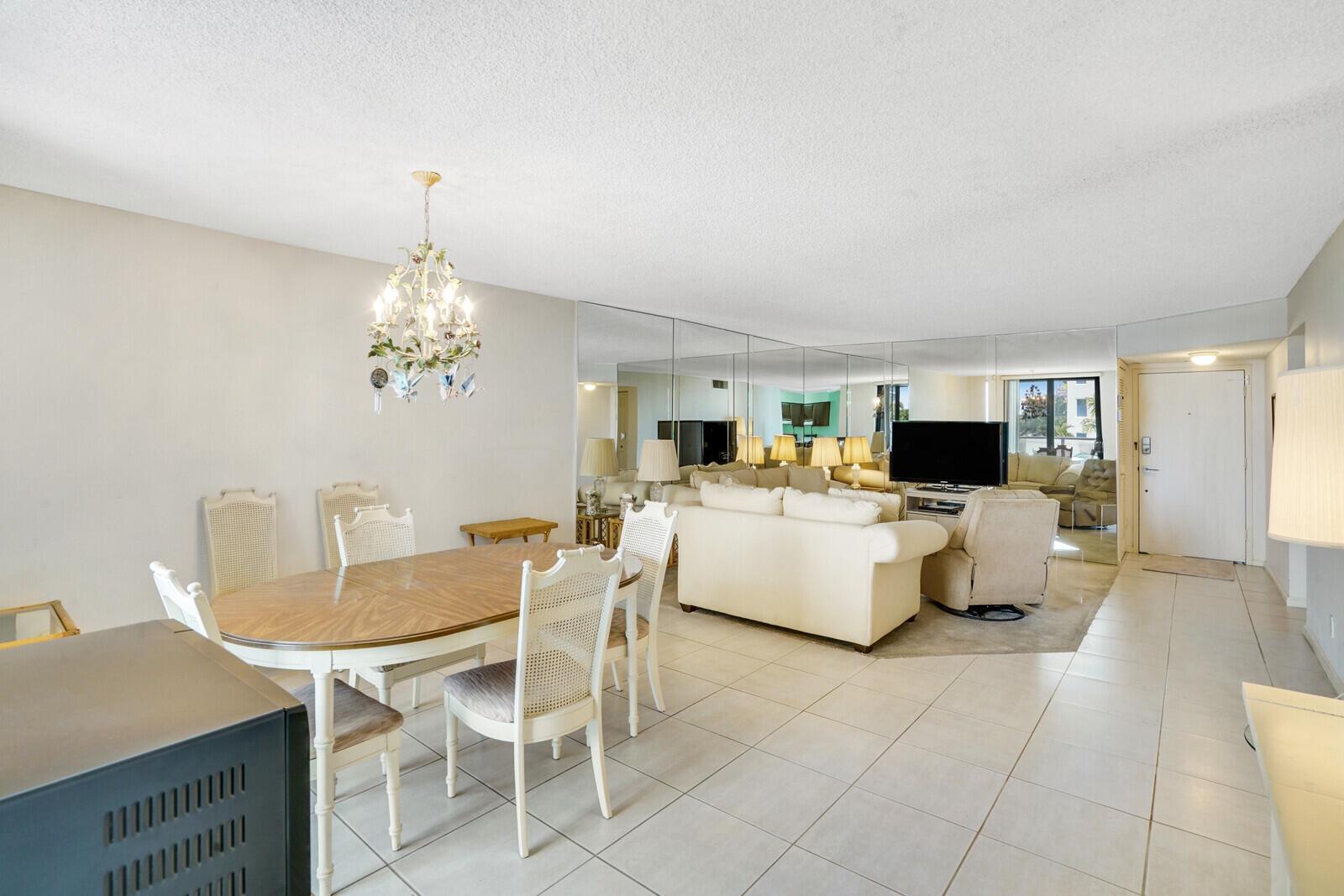 1000 S Ocean Boulevard 4 L