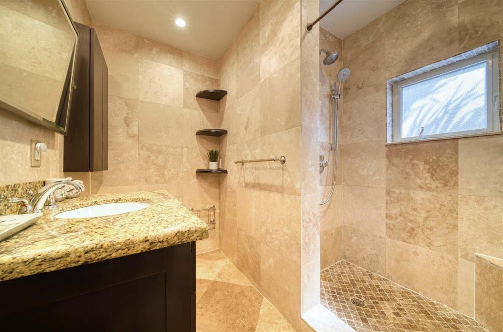 804 NE 16th Terrace 1