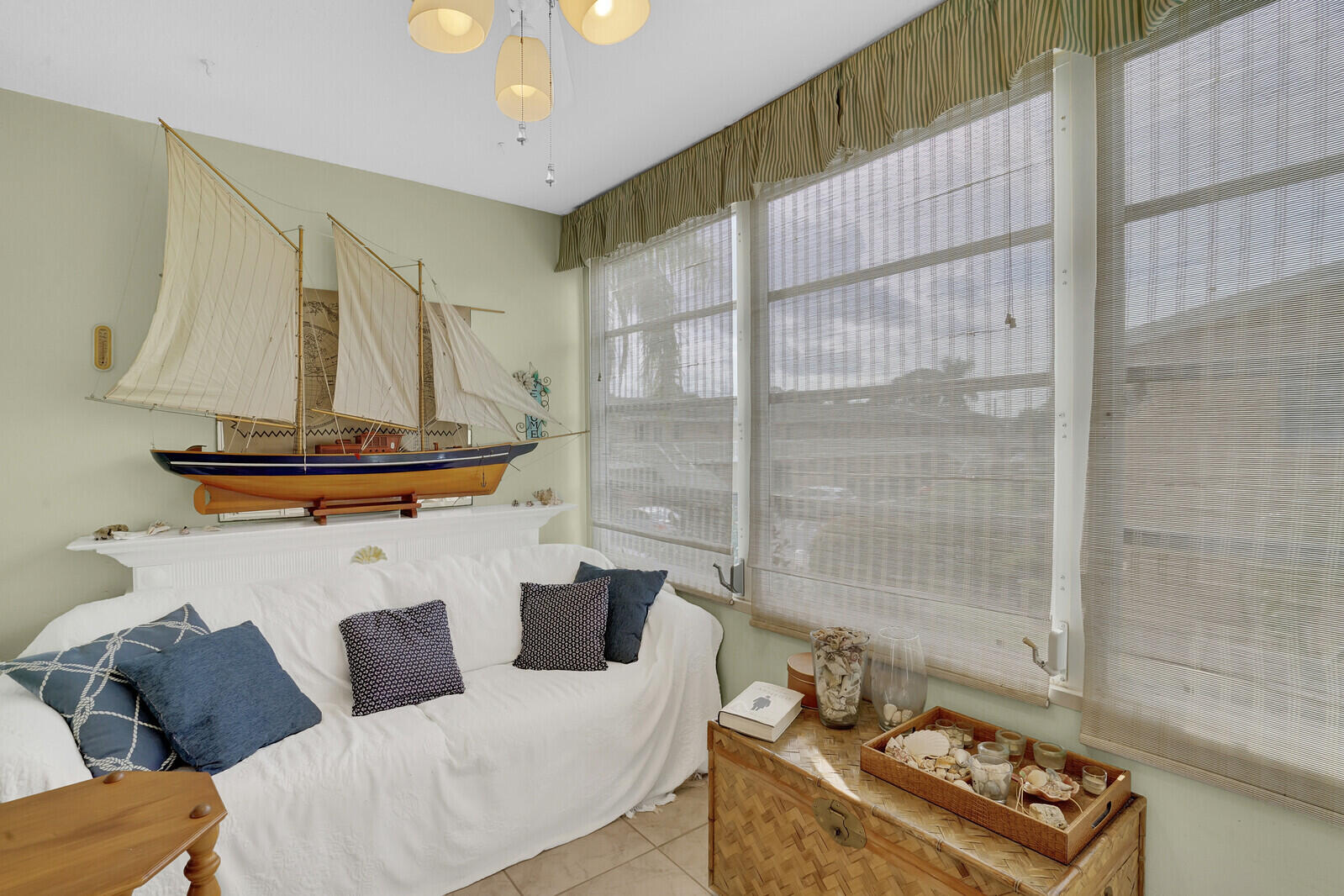 2111 NE 1st Court 204