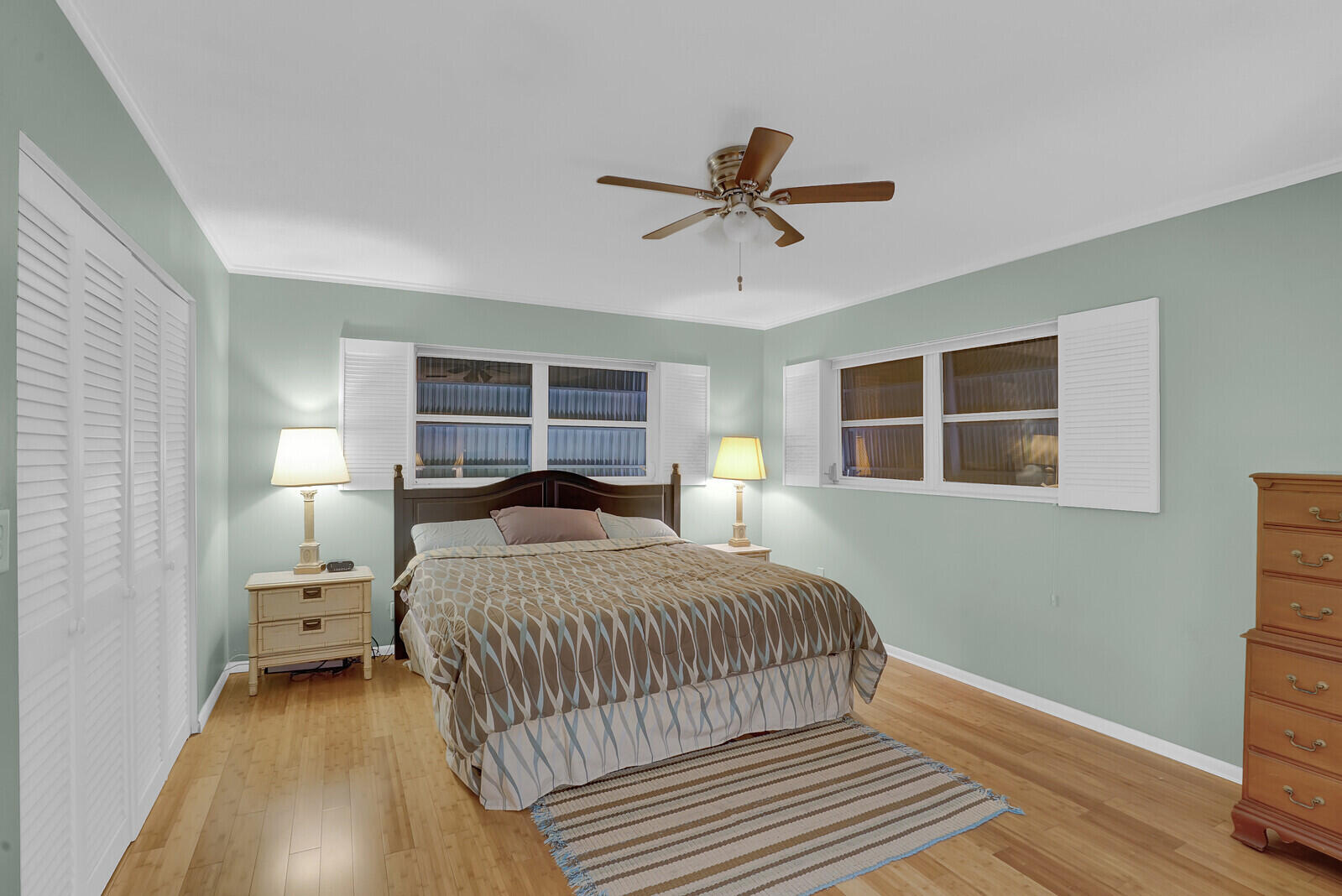 2111 NE 1st Court 204