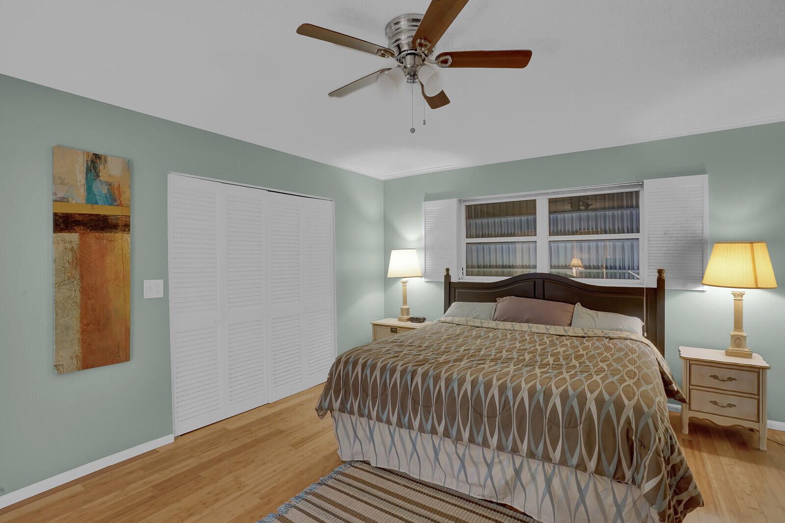 2111 NE 1st Court 204