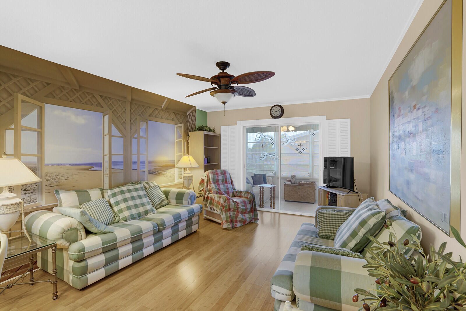 2111 NE 1st Court 204