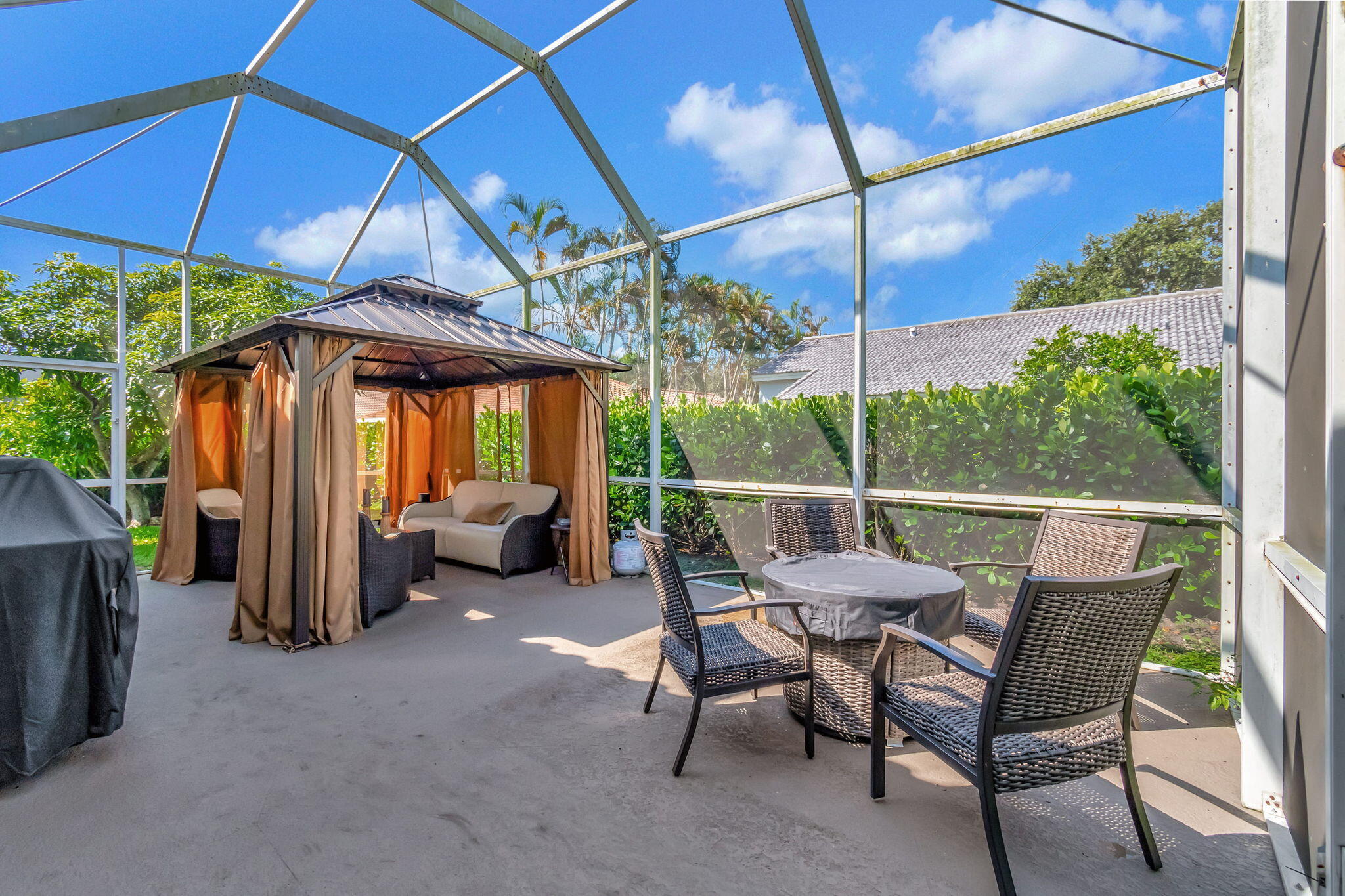 4493 NW 64th Street