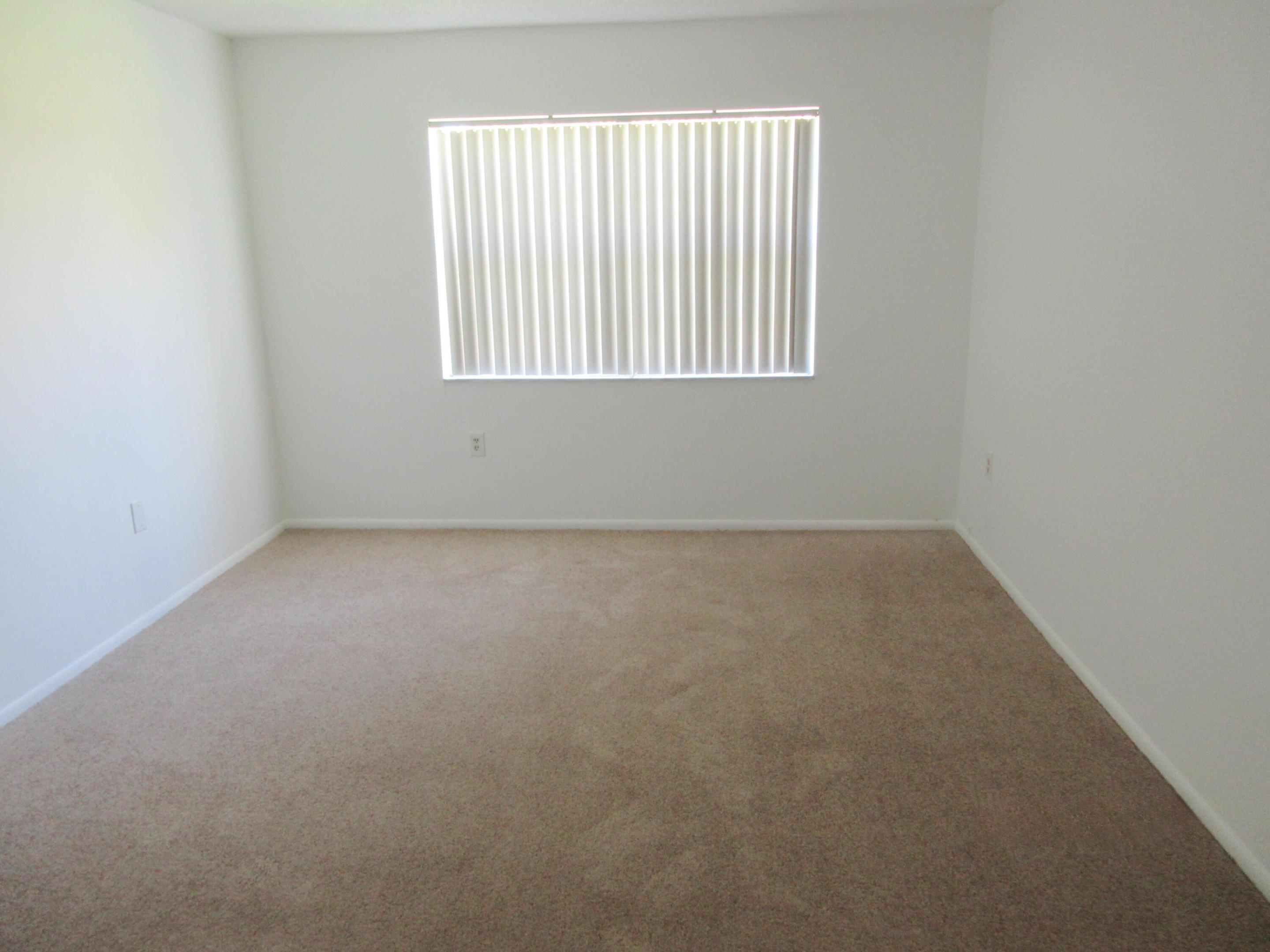 4314 NW 9th Avenue 5-2b