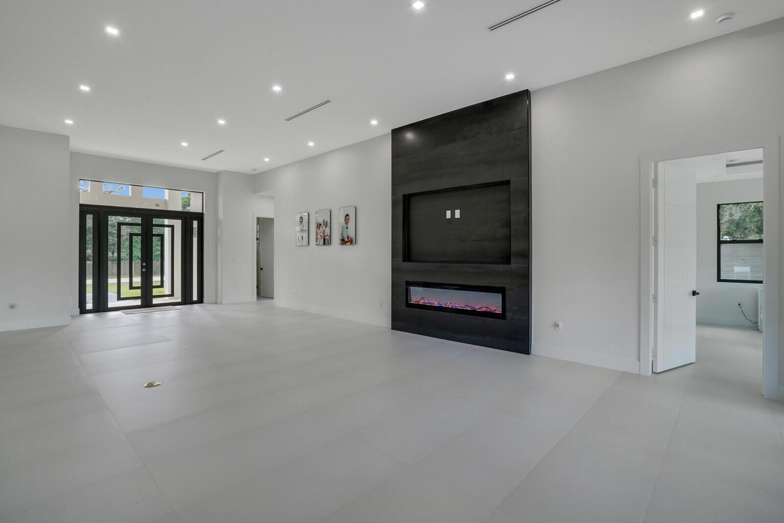 16965 Okeechobee Boulevard