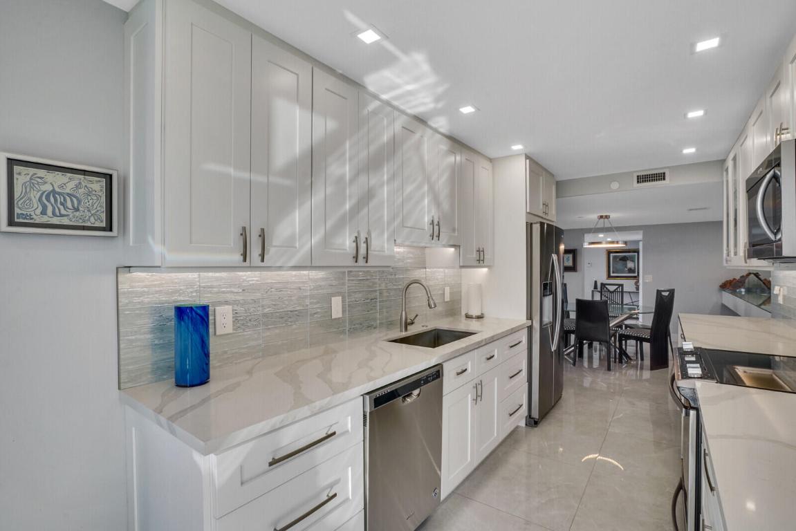 2697 N Ocean Boulevard F-202