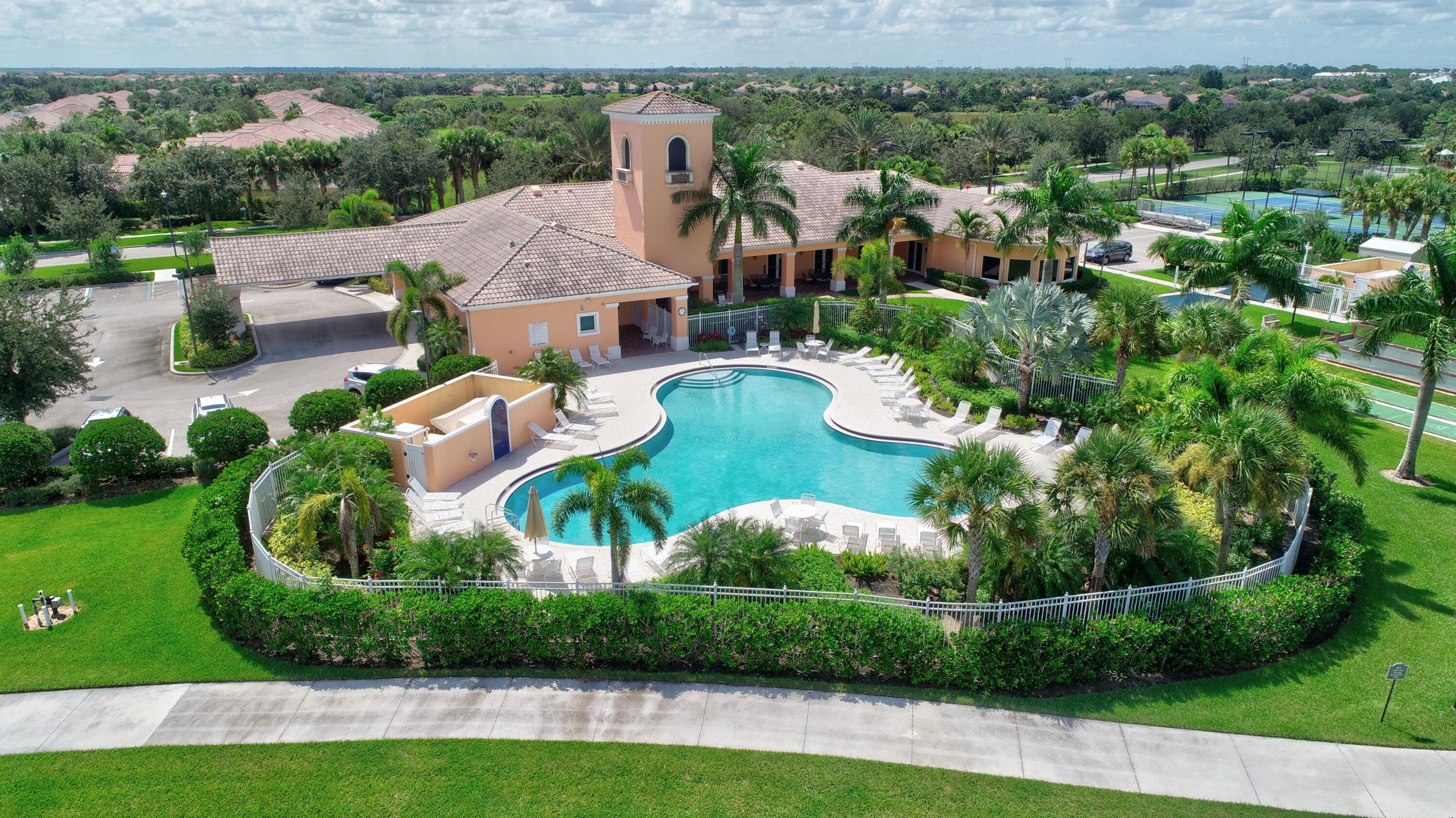 11419 SW Northland Drive