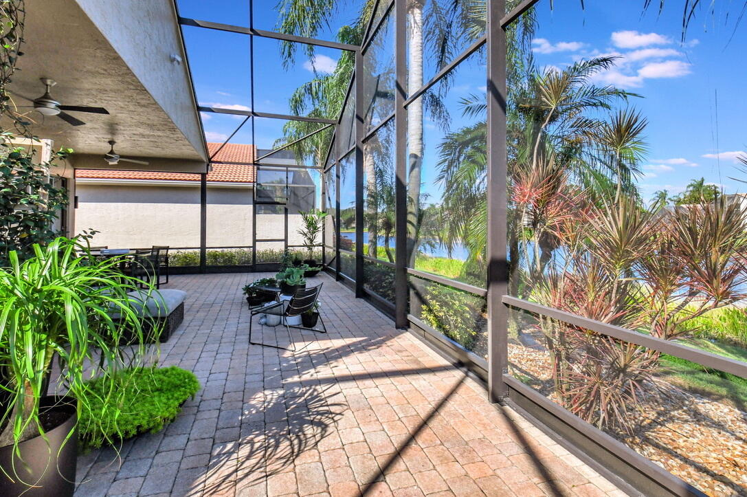 7249 Morocca Lake Drive