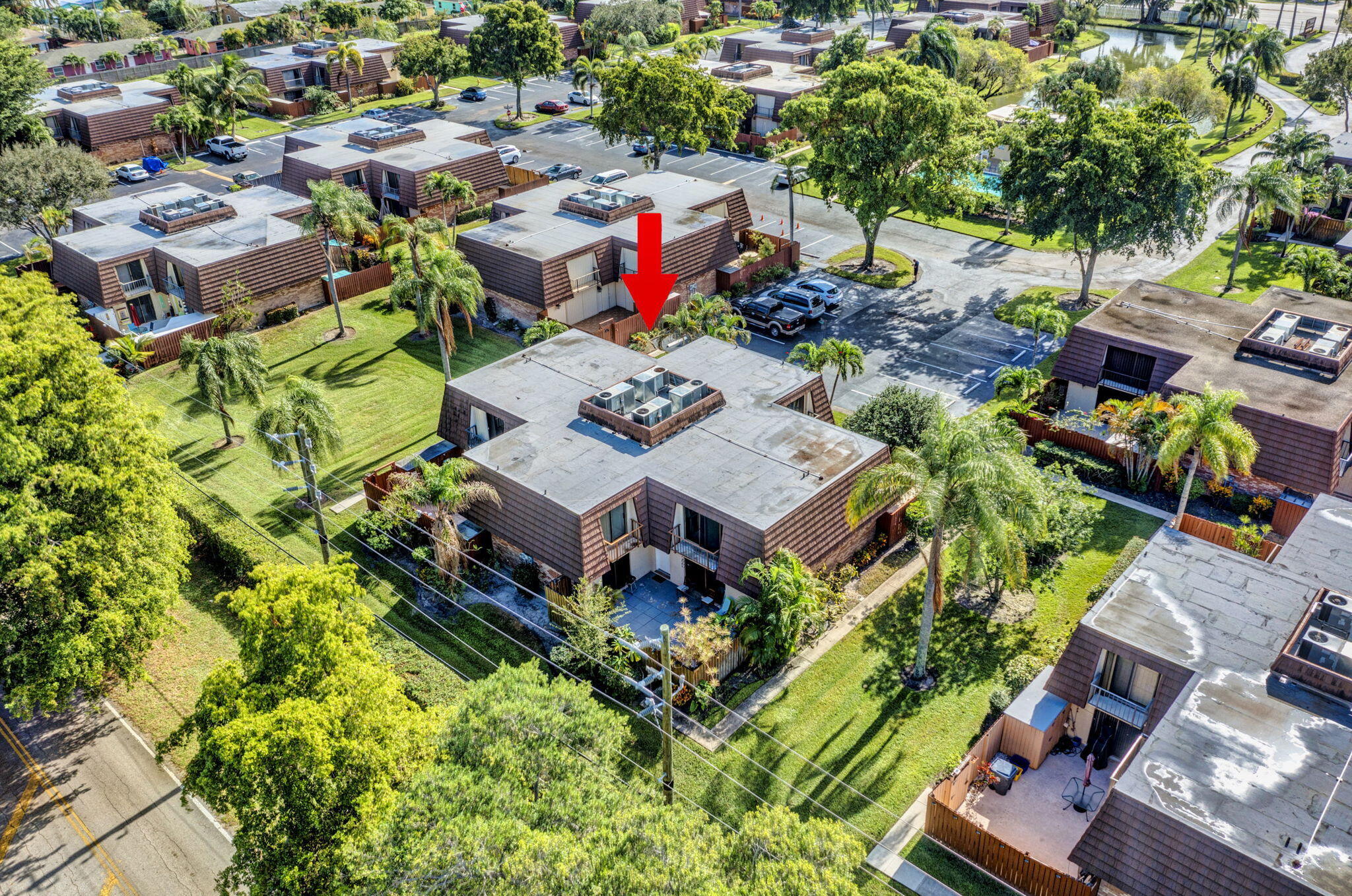 3889 Louis Drive