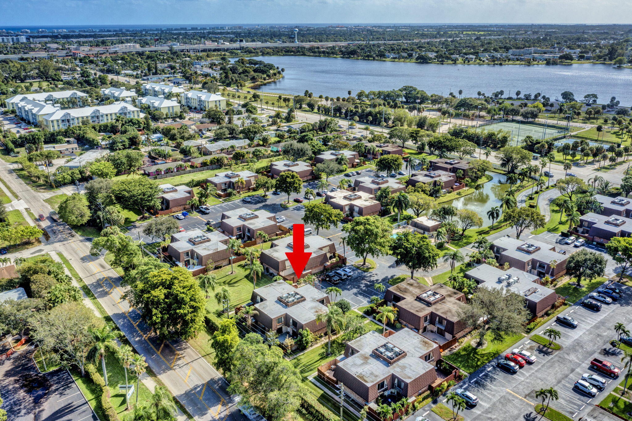 3889 Louis Drive
