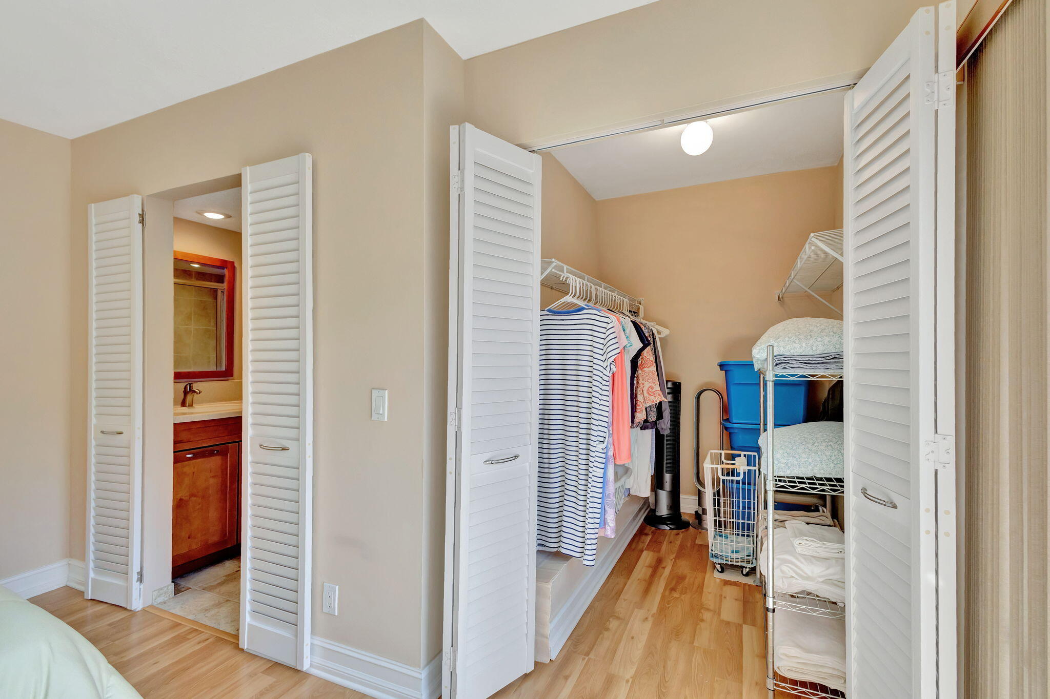 3889 Louis Drive