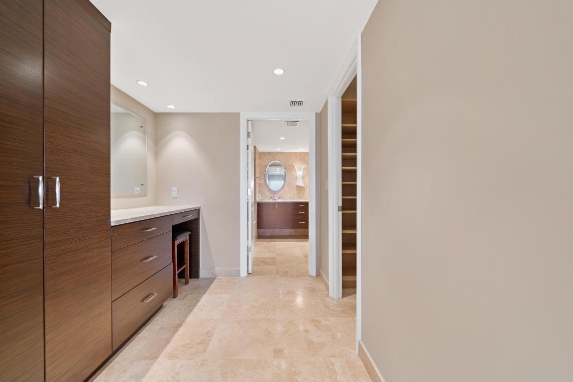 4301 N Ocean Boulevard 802