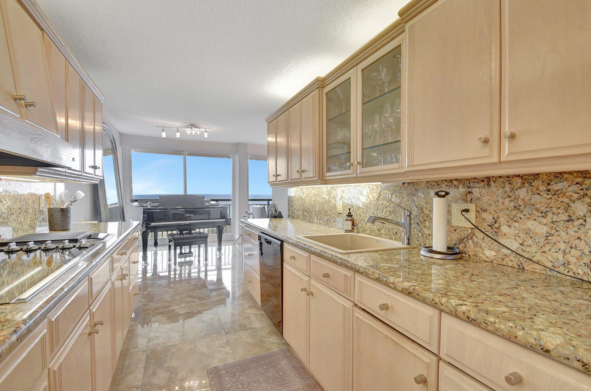2667 N Ocean Boulevard 602-I
