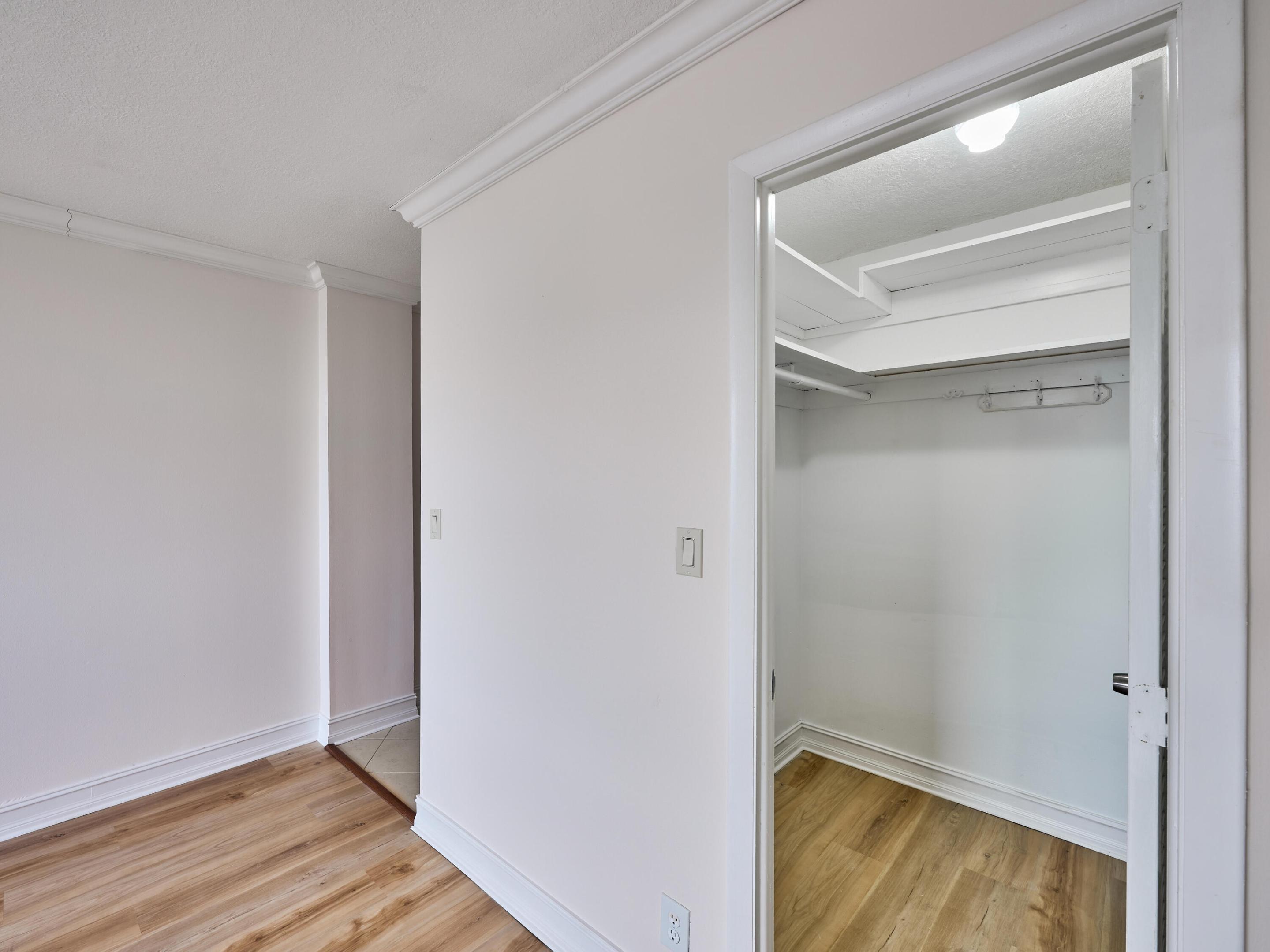 305 N Boulevard 1204