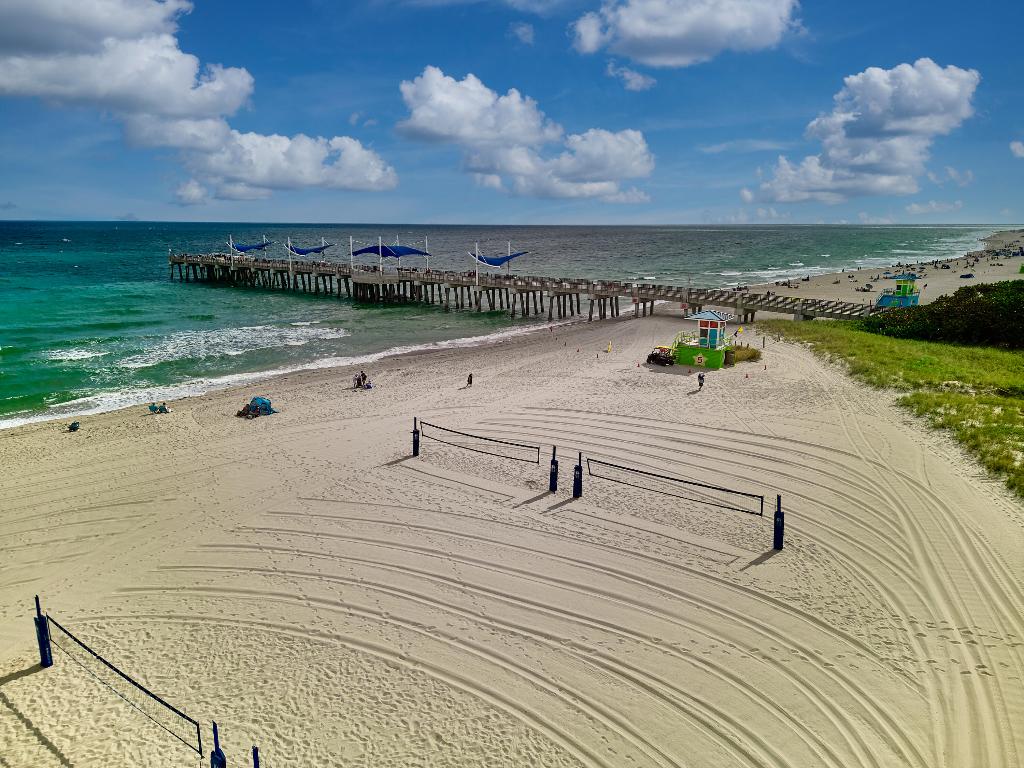 305 N Boulevard 1204