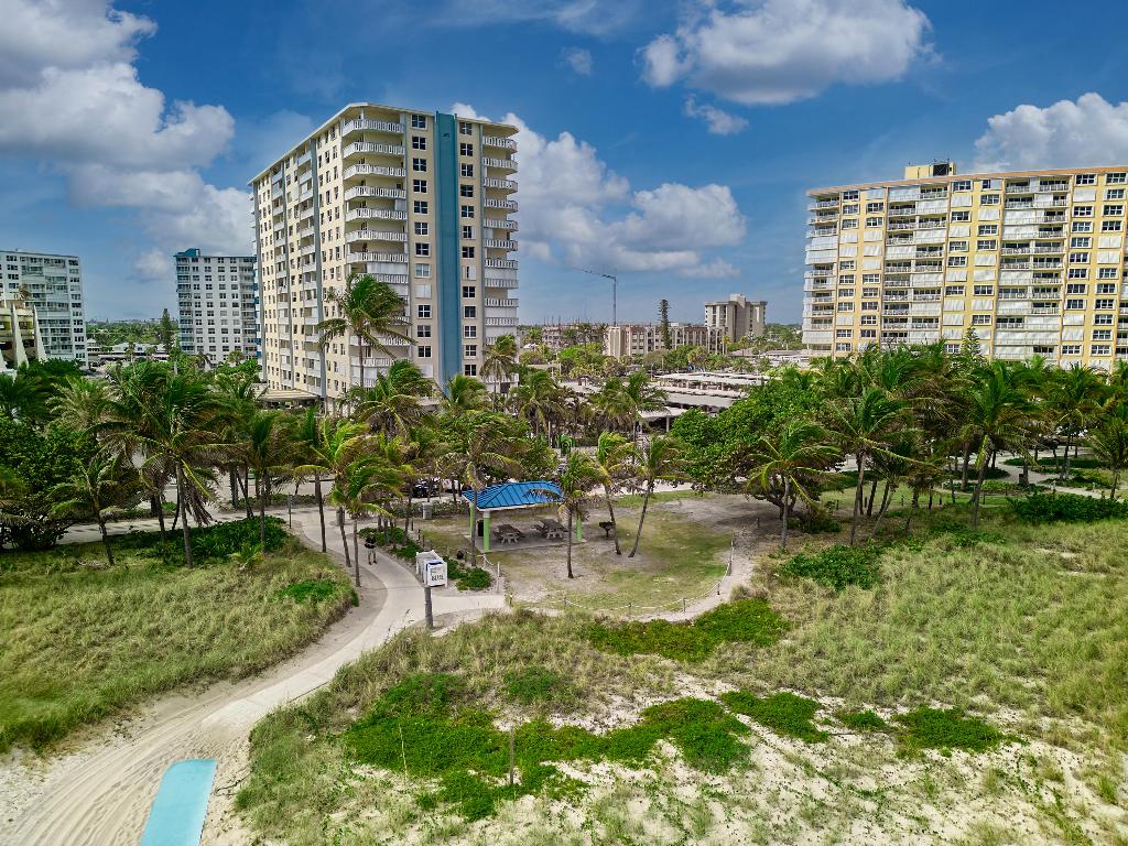 305 N Boulevard 1204