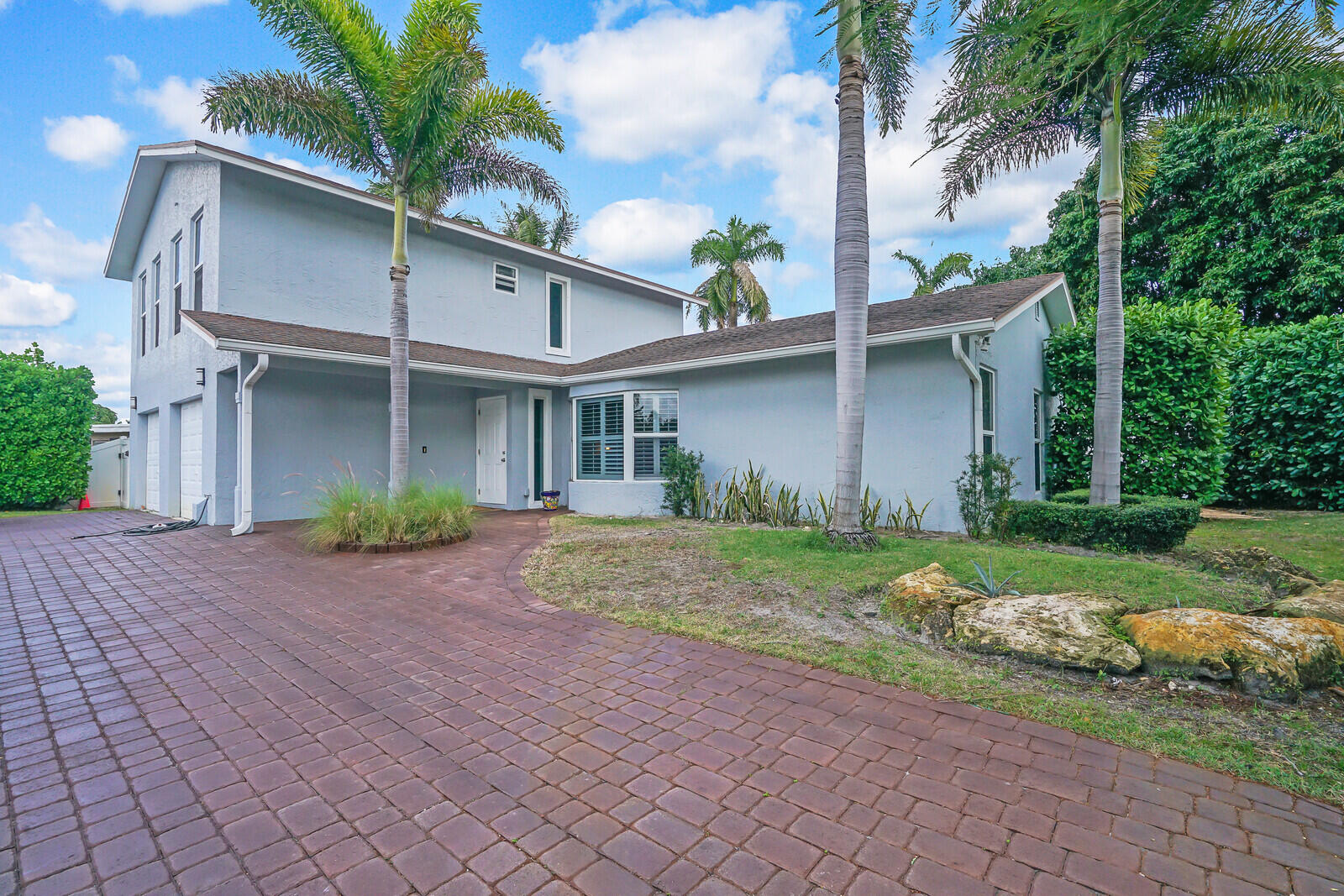3100 Fernwood Drive