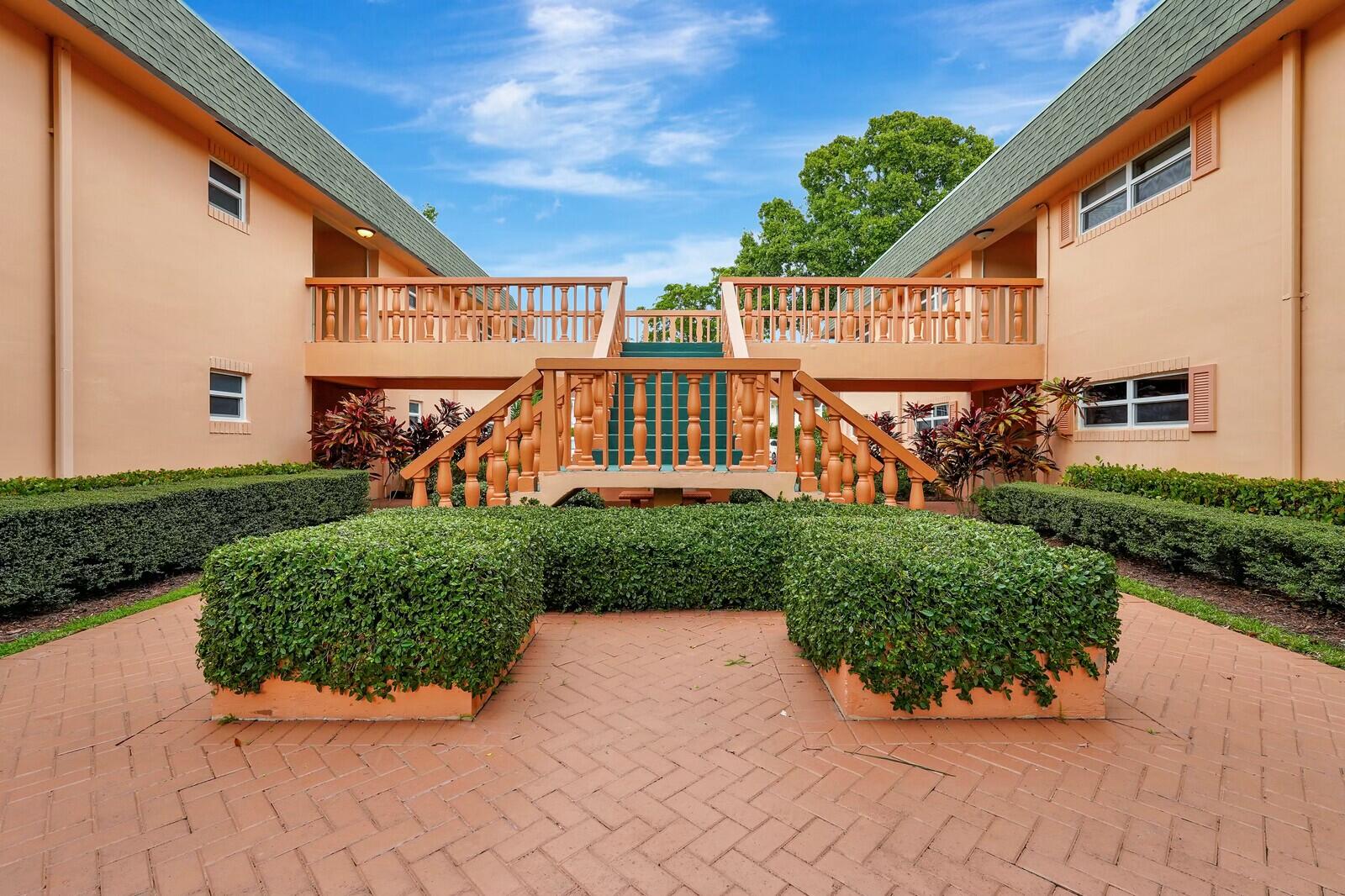 760 SE 2nd Avenue C203