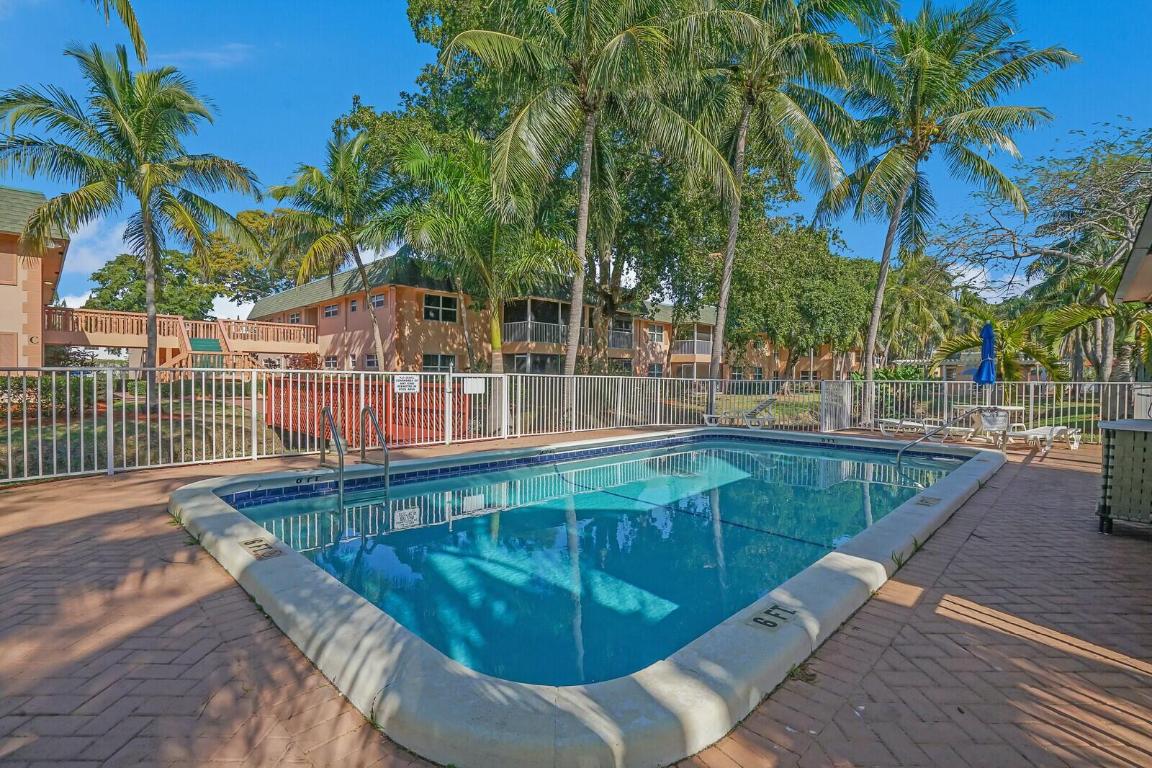 760 SE 2nd Avenue C203