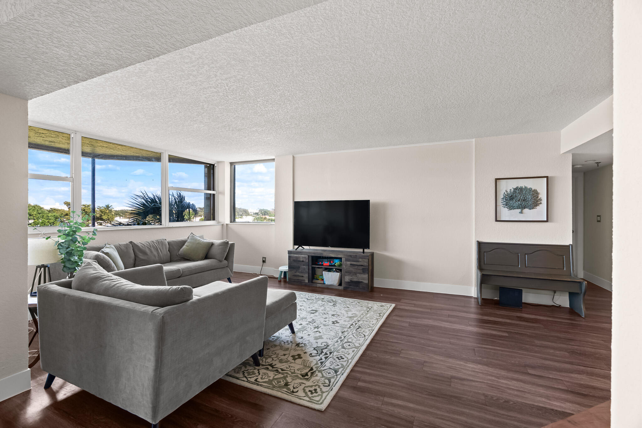6463 La Costa Drive 304