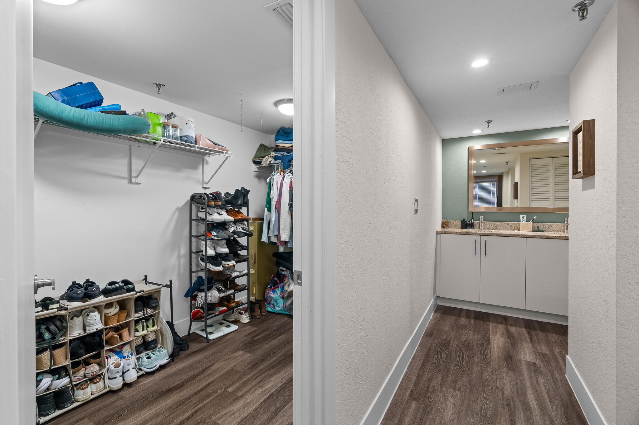 6463 La Costa Drive 304