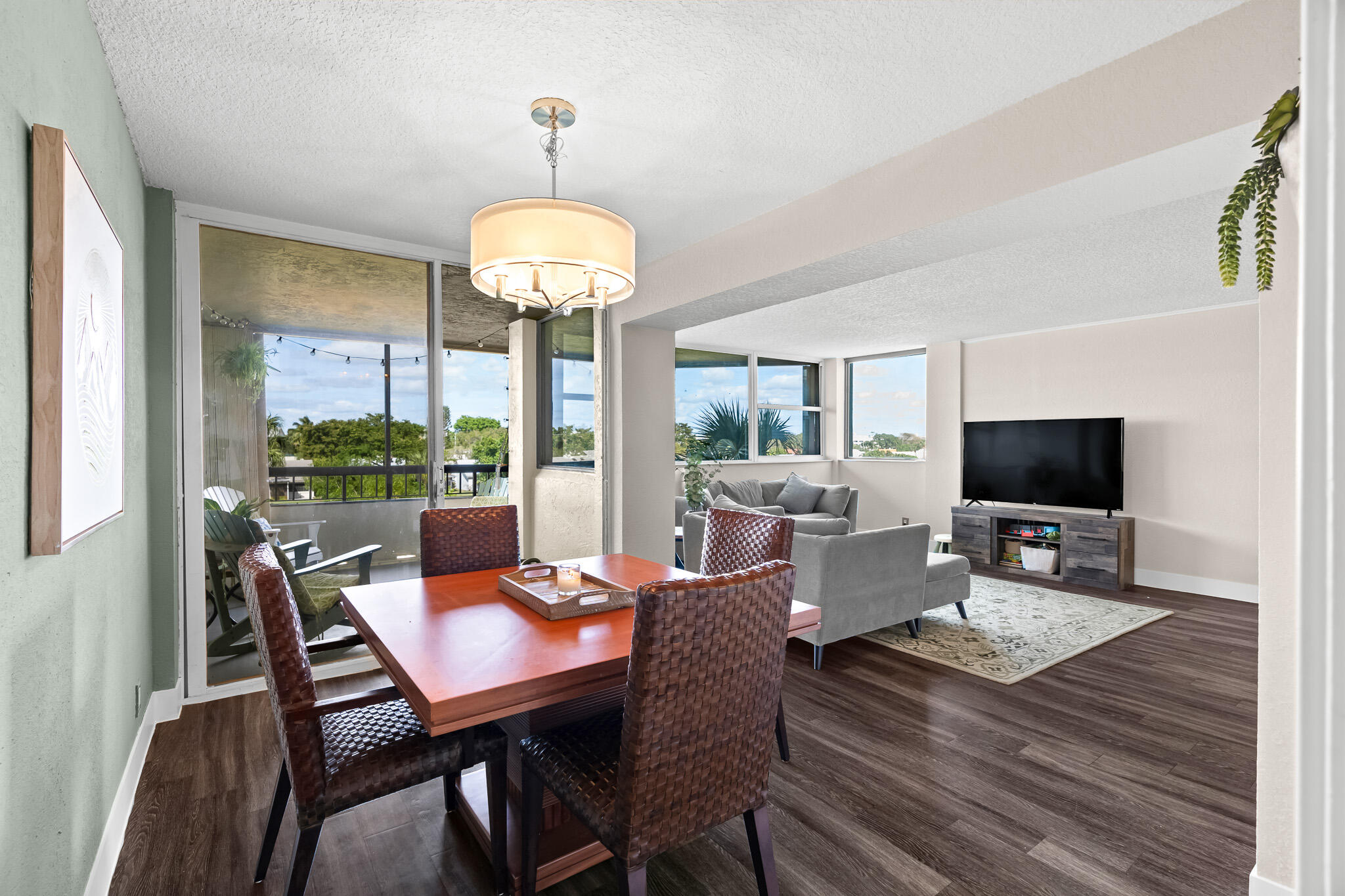 6463 La Costa Drive 304