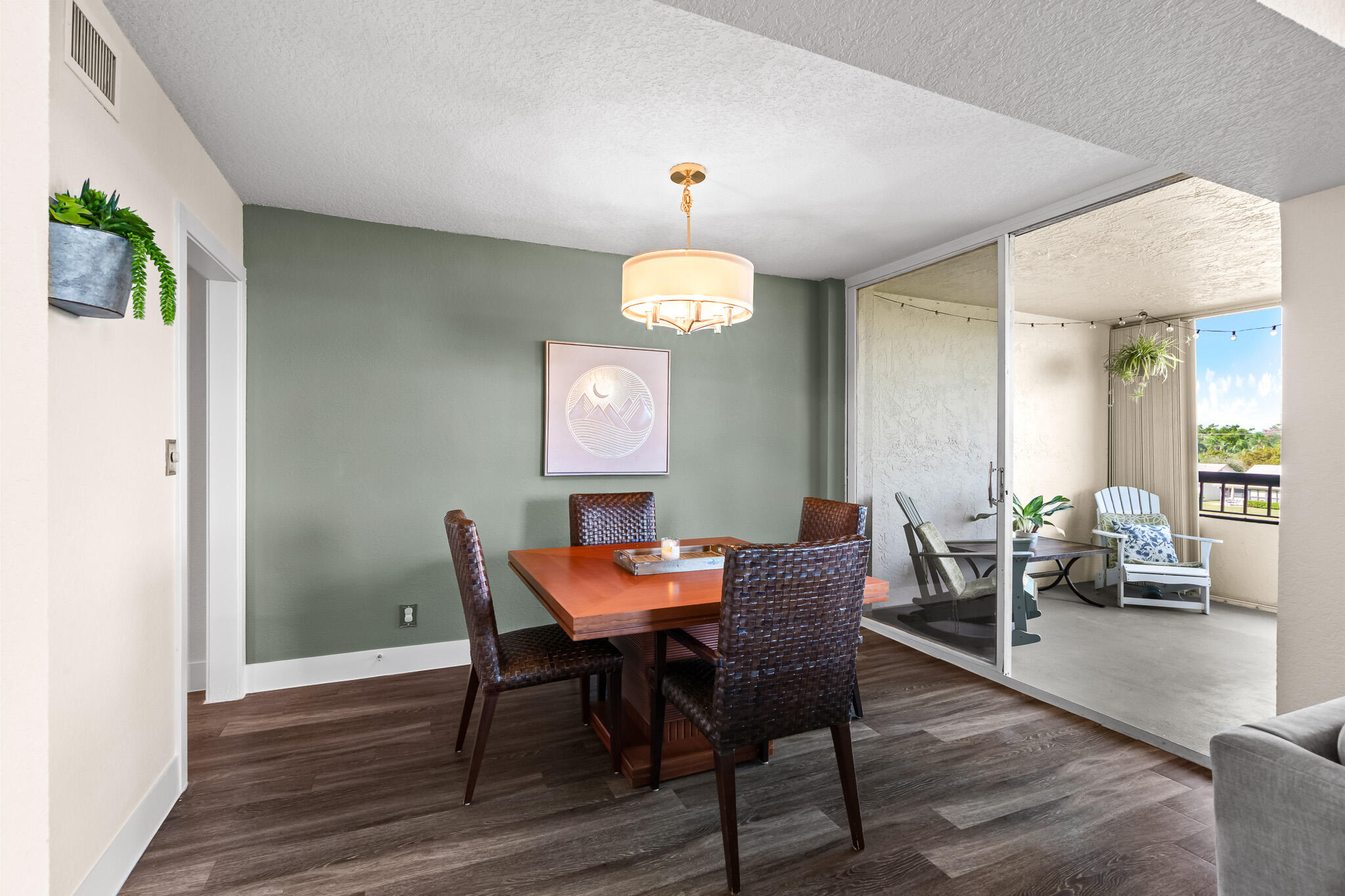 6463 La Costa Drive 304