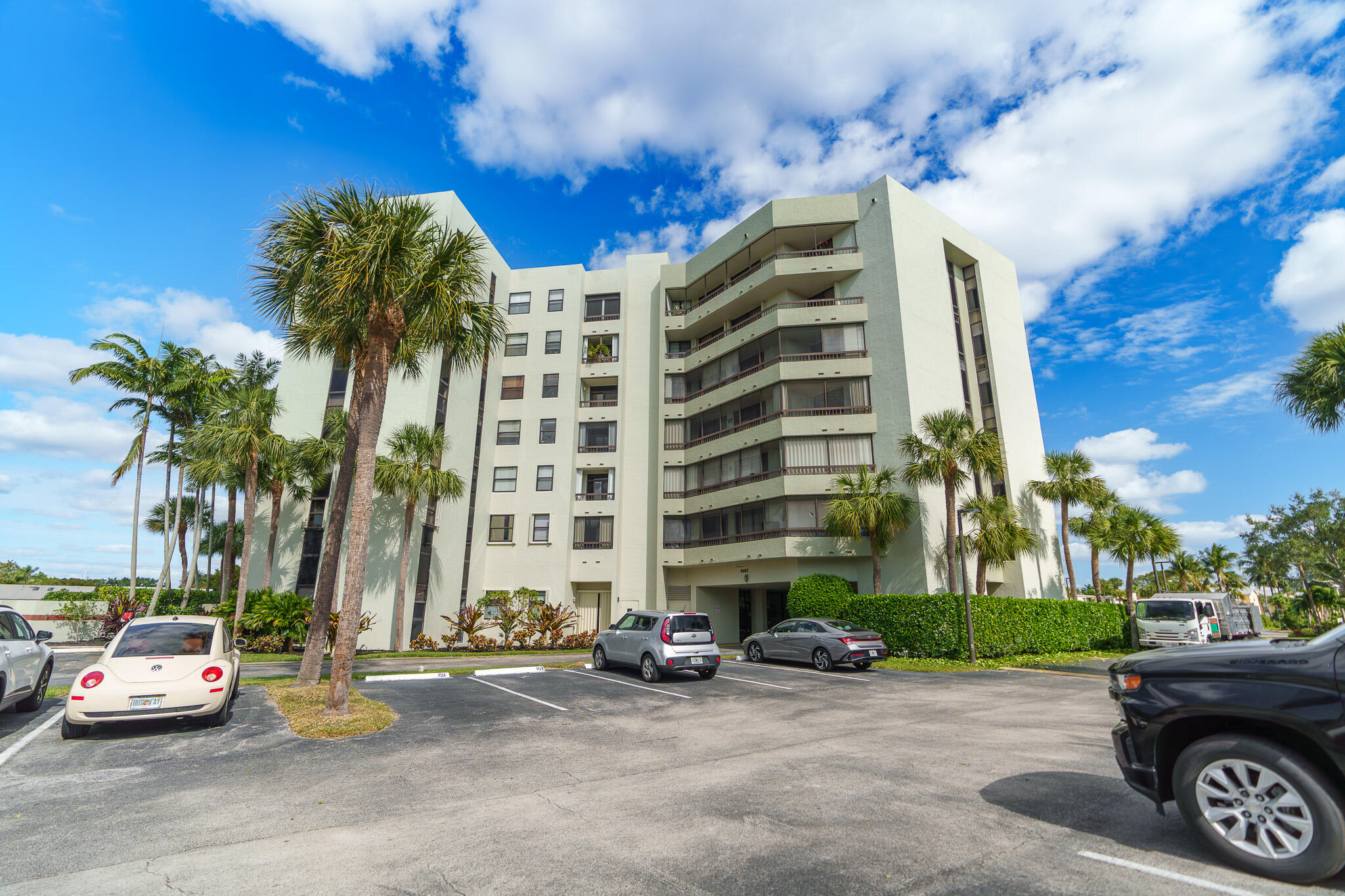 6463 La Costa Drive 304