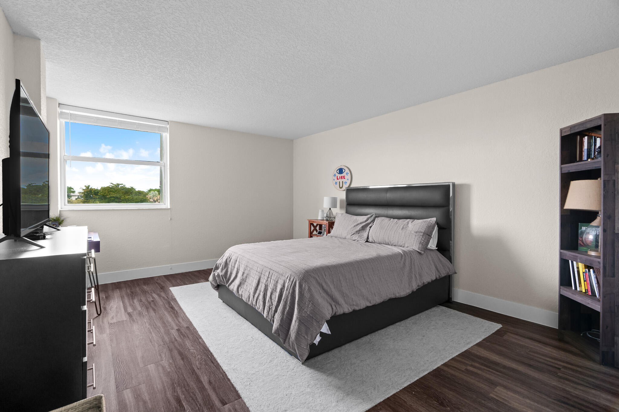 6463 La Costa Drive 304