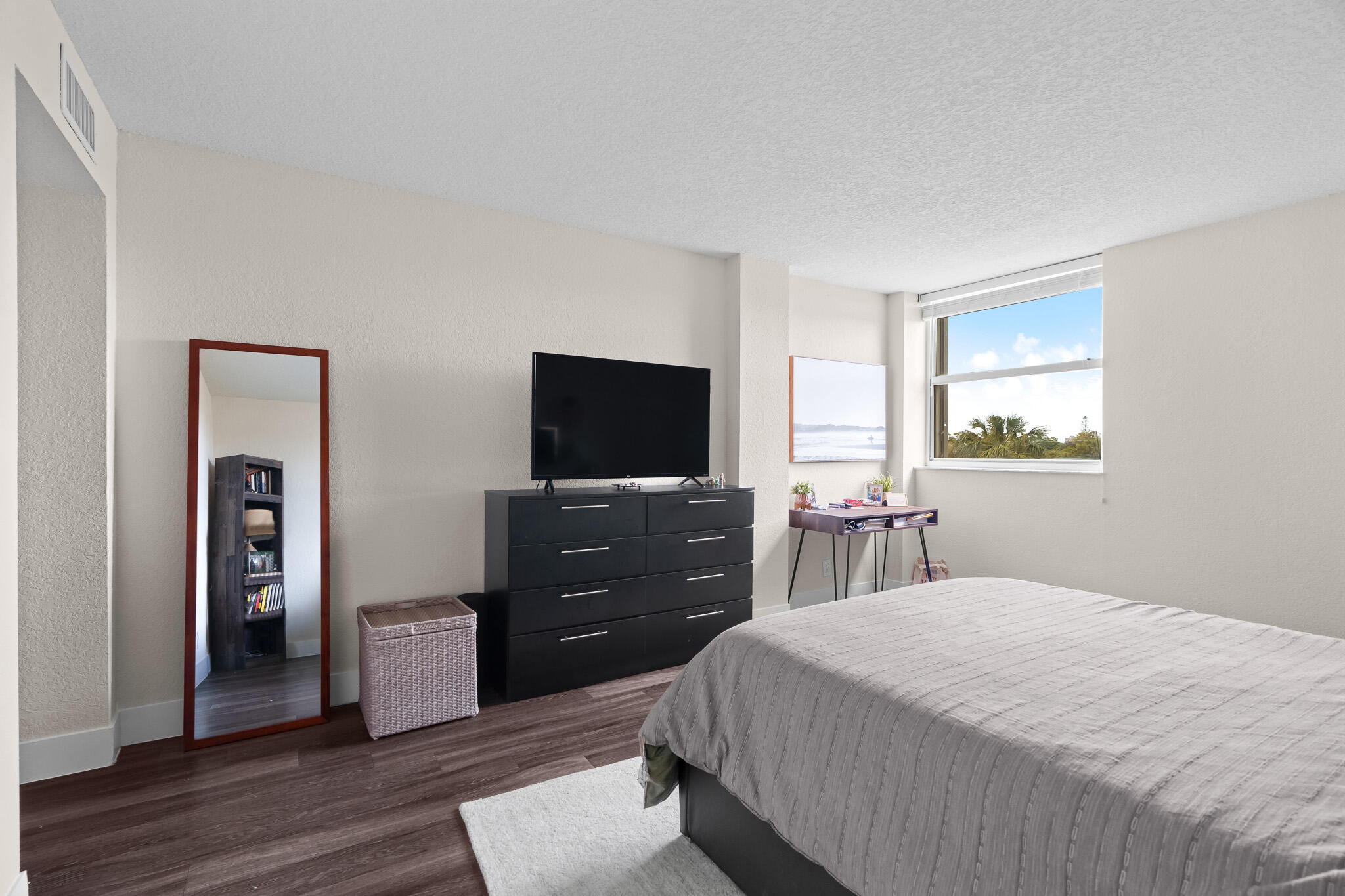 6463 La Costa Drive 304