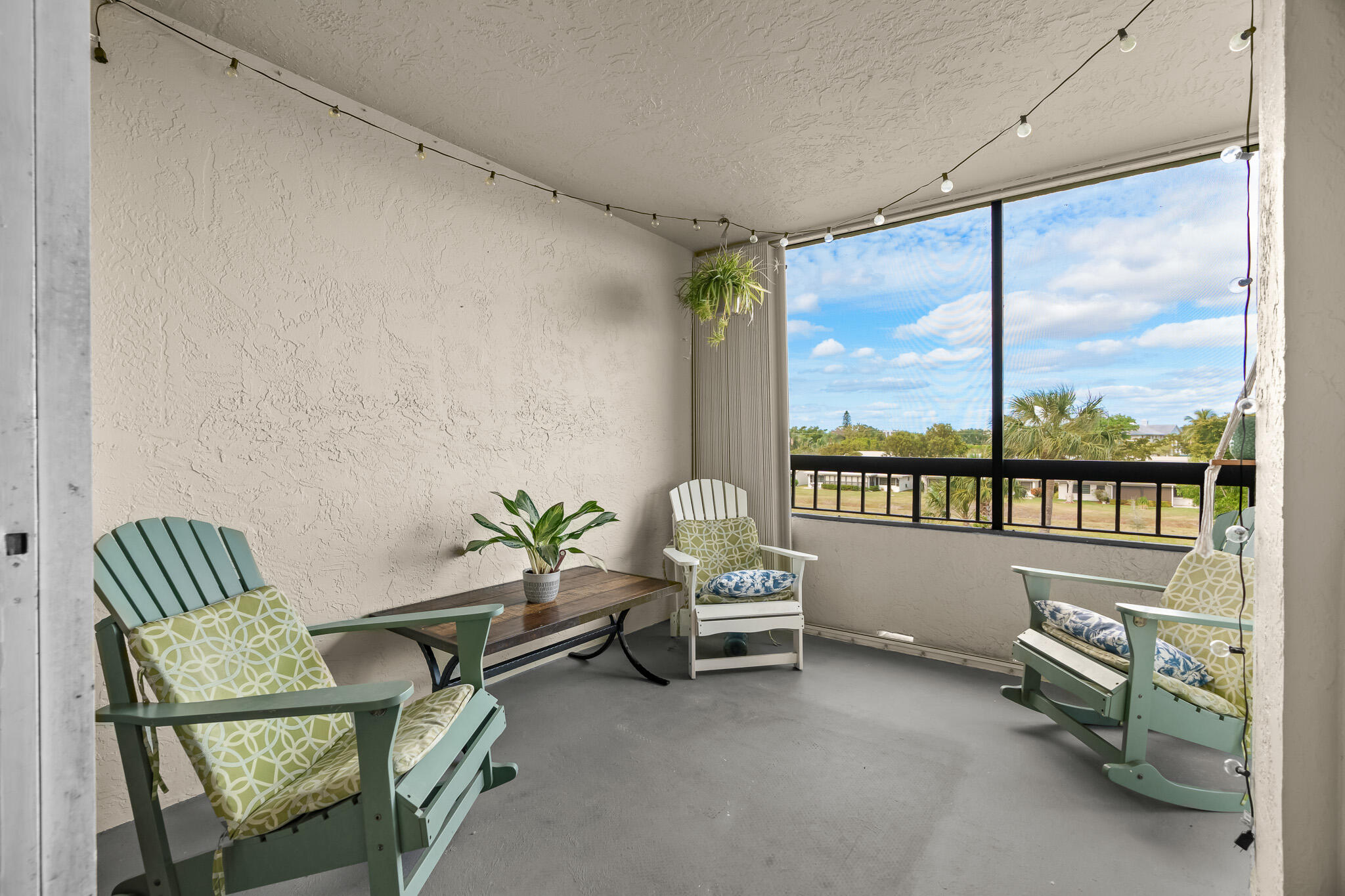 6463 La Costa Drive 304