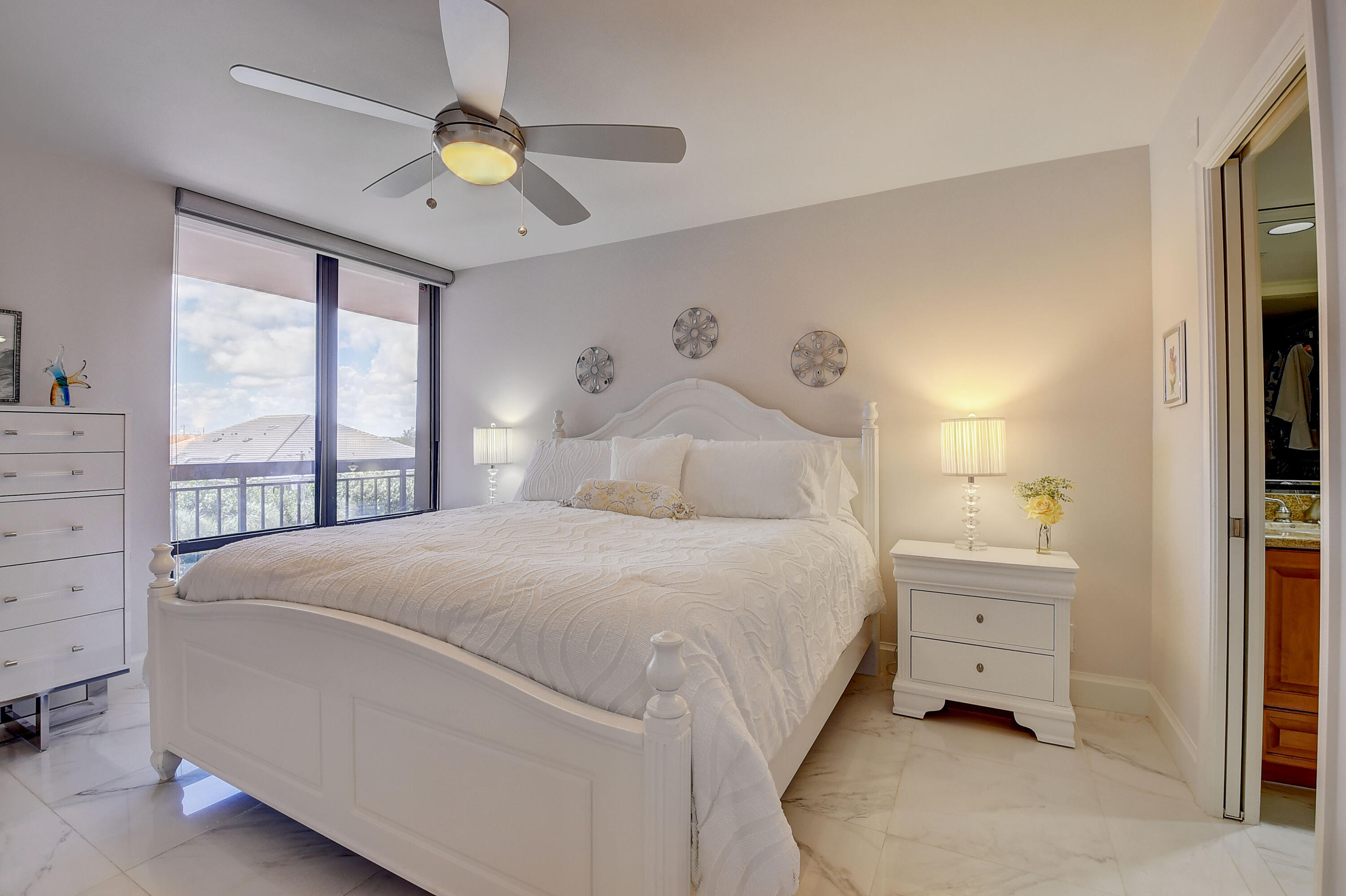 2687 N Ocean Boulevard 401-G