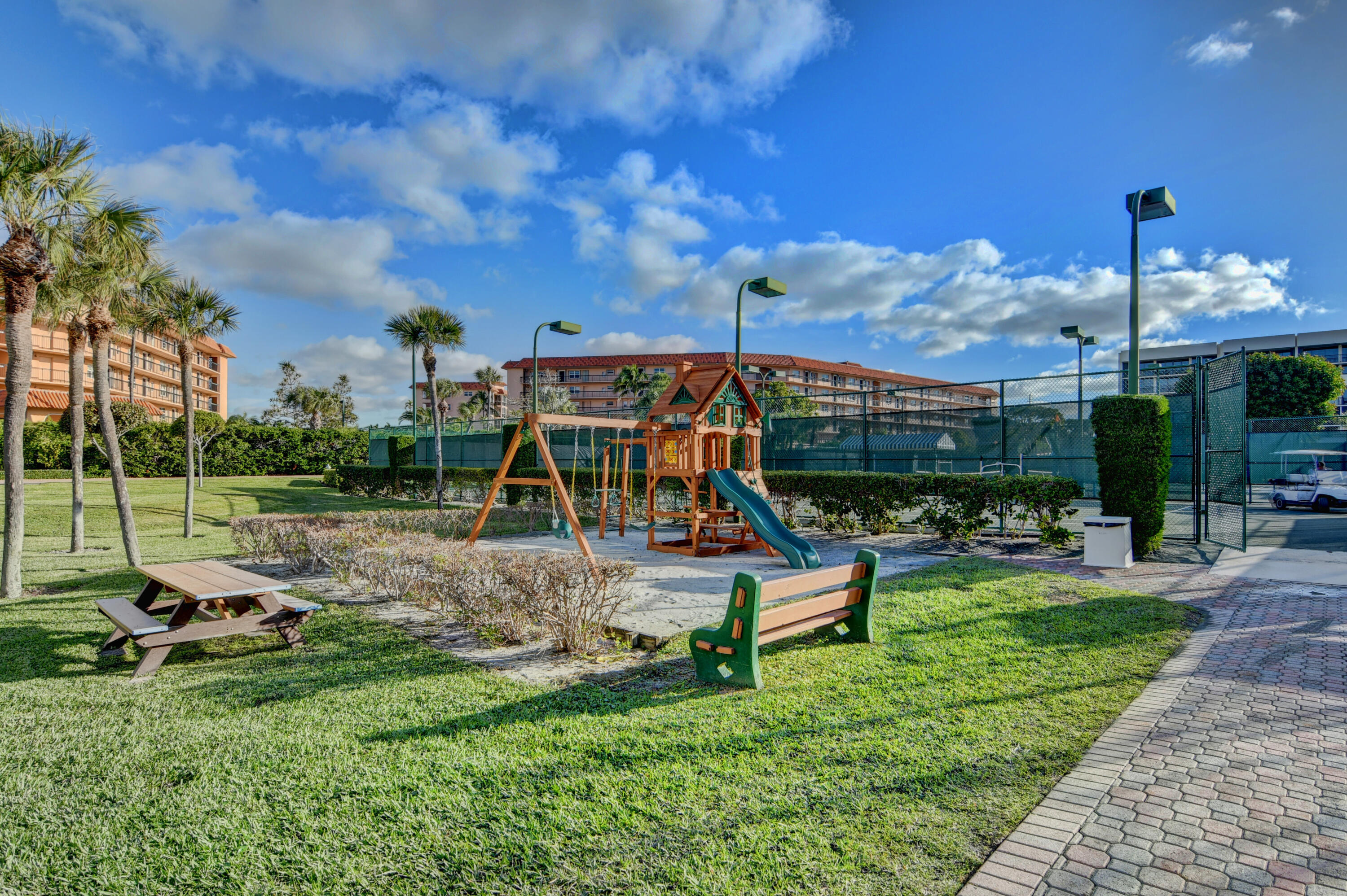 2687 N Ocean Boulevard 401-G