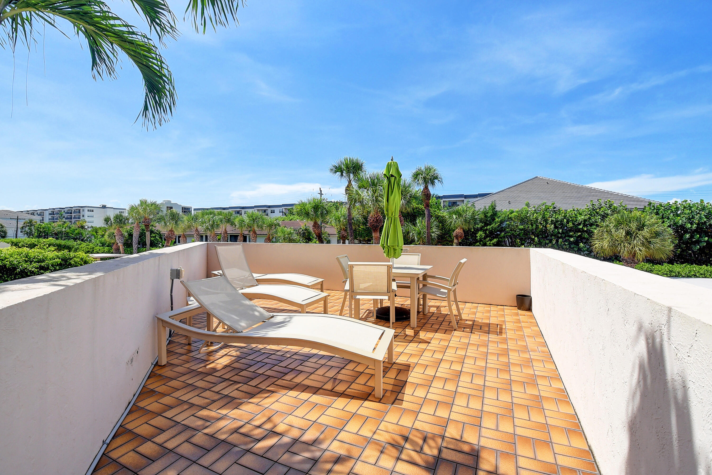 2687 N Ocean Boulevard 401-G