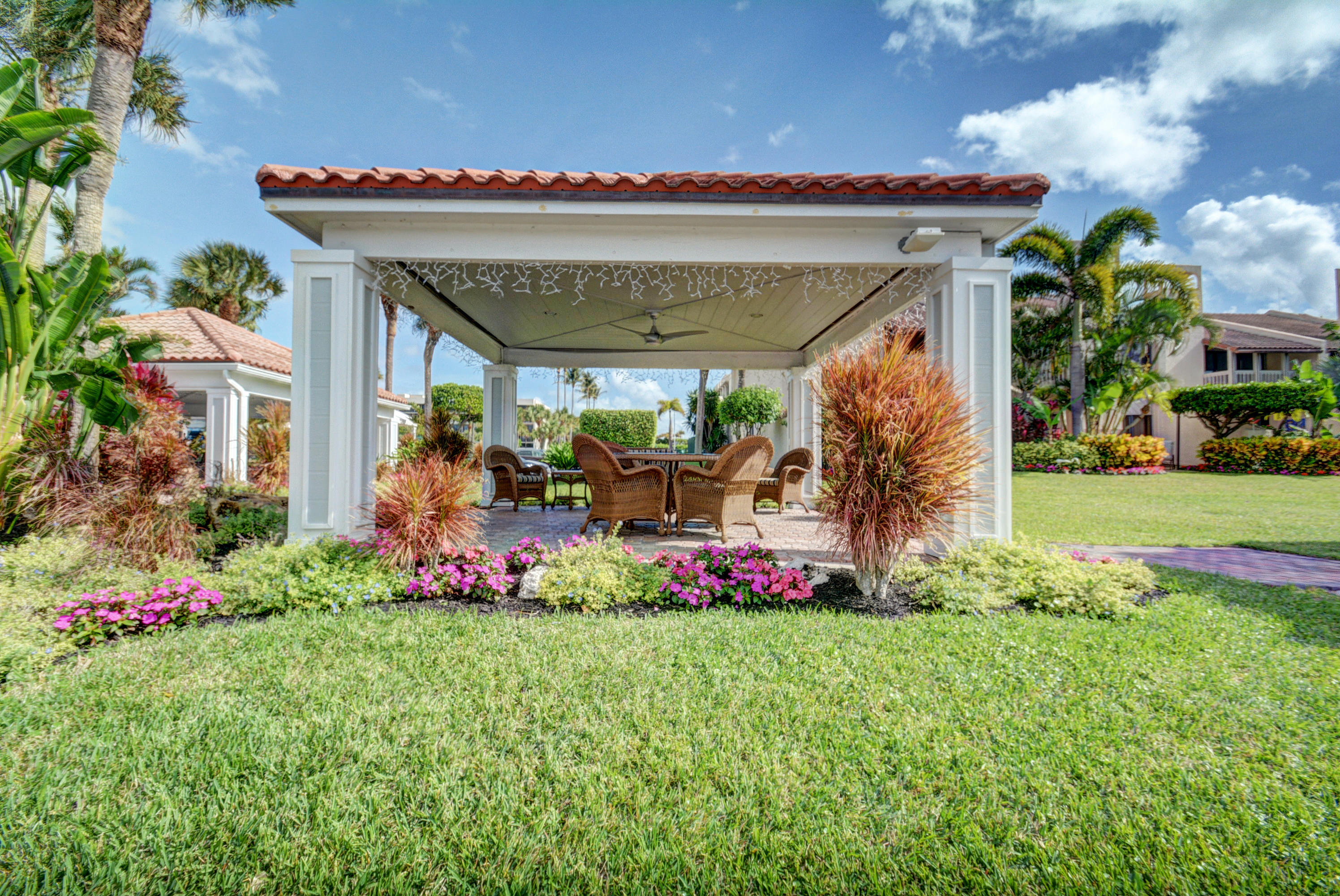 2687 N Ocean Boulevard 401-G