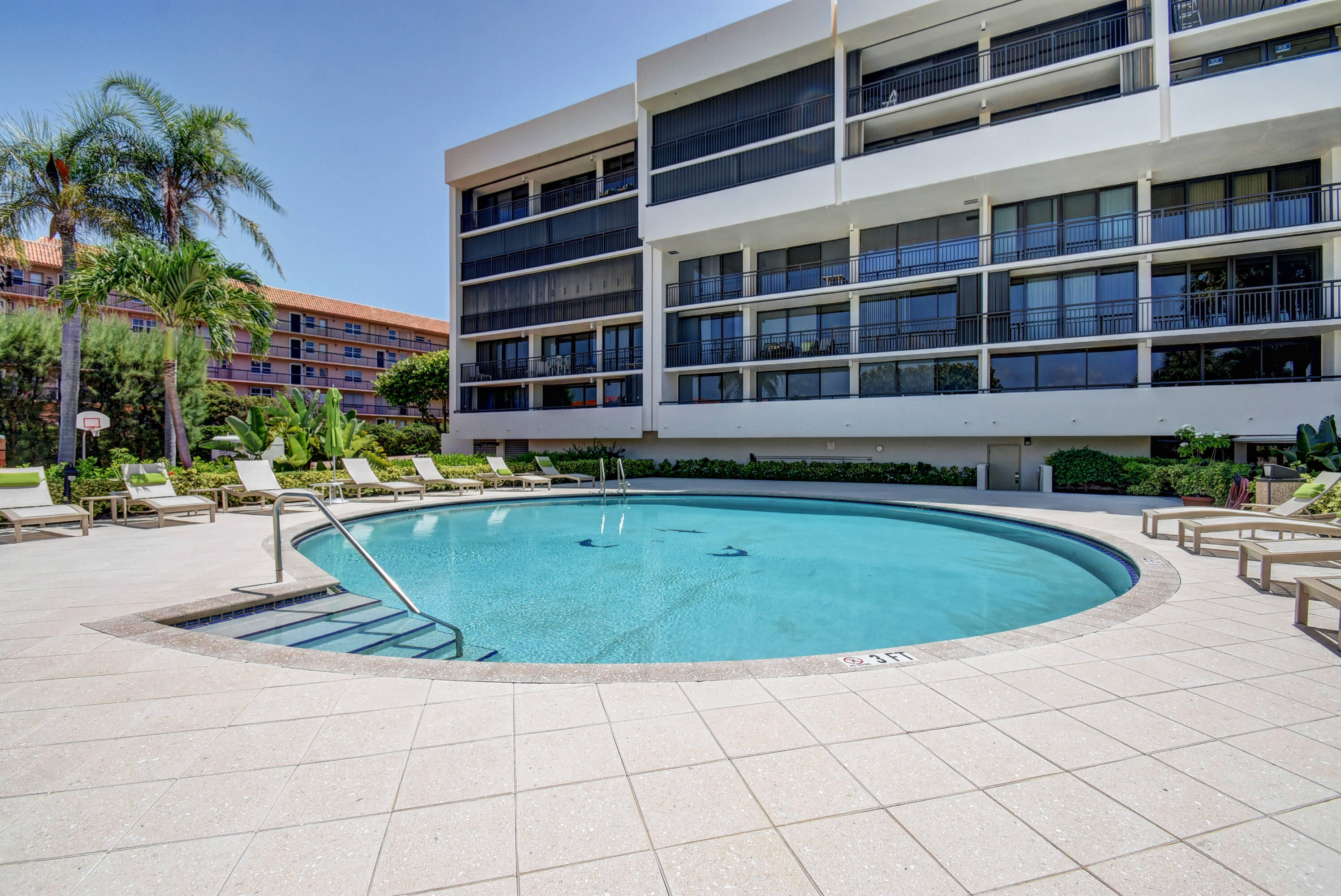 2687 N Ocean Boulevard 401-G
