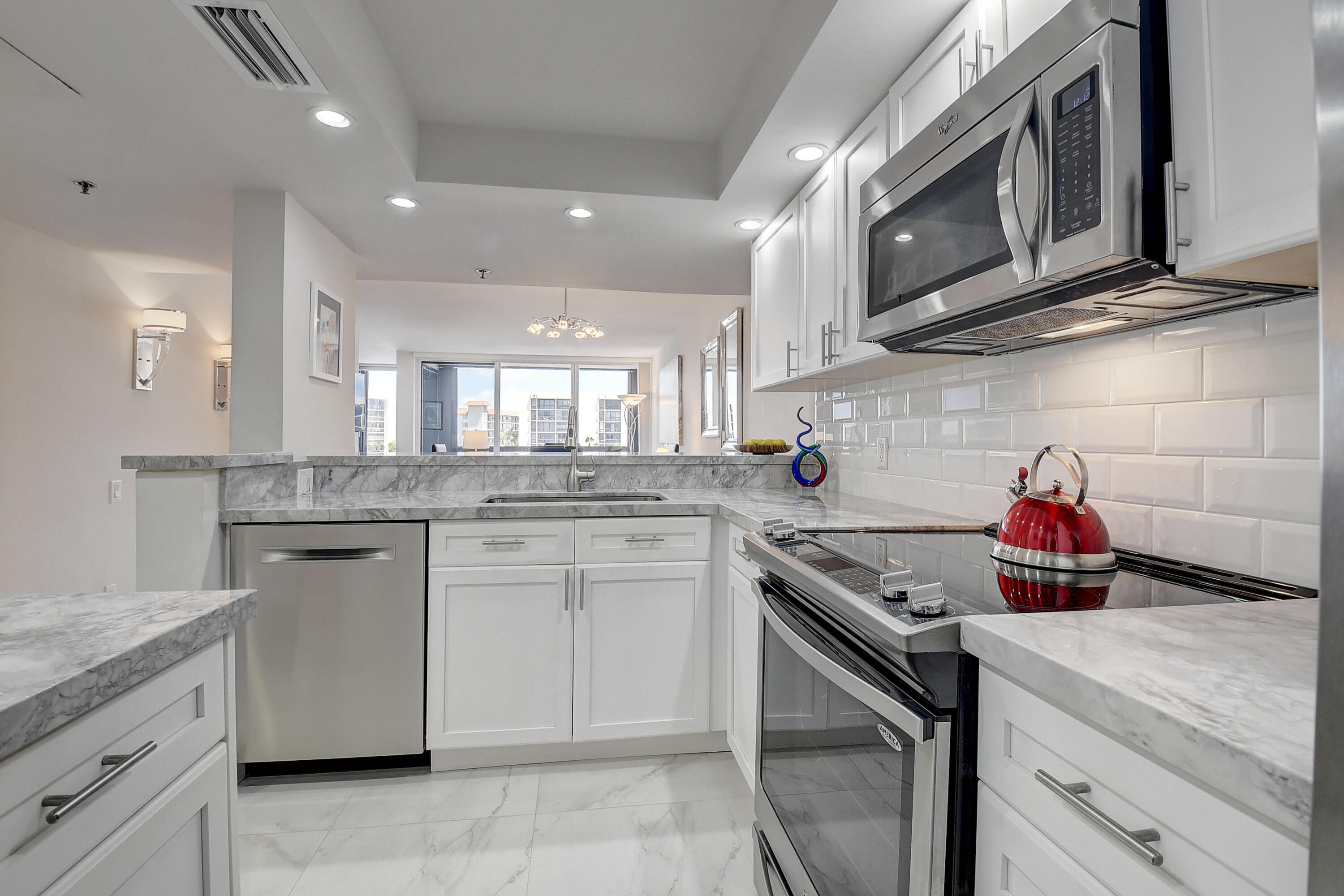 2687 N Ocean Boulevard 401-G