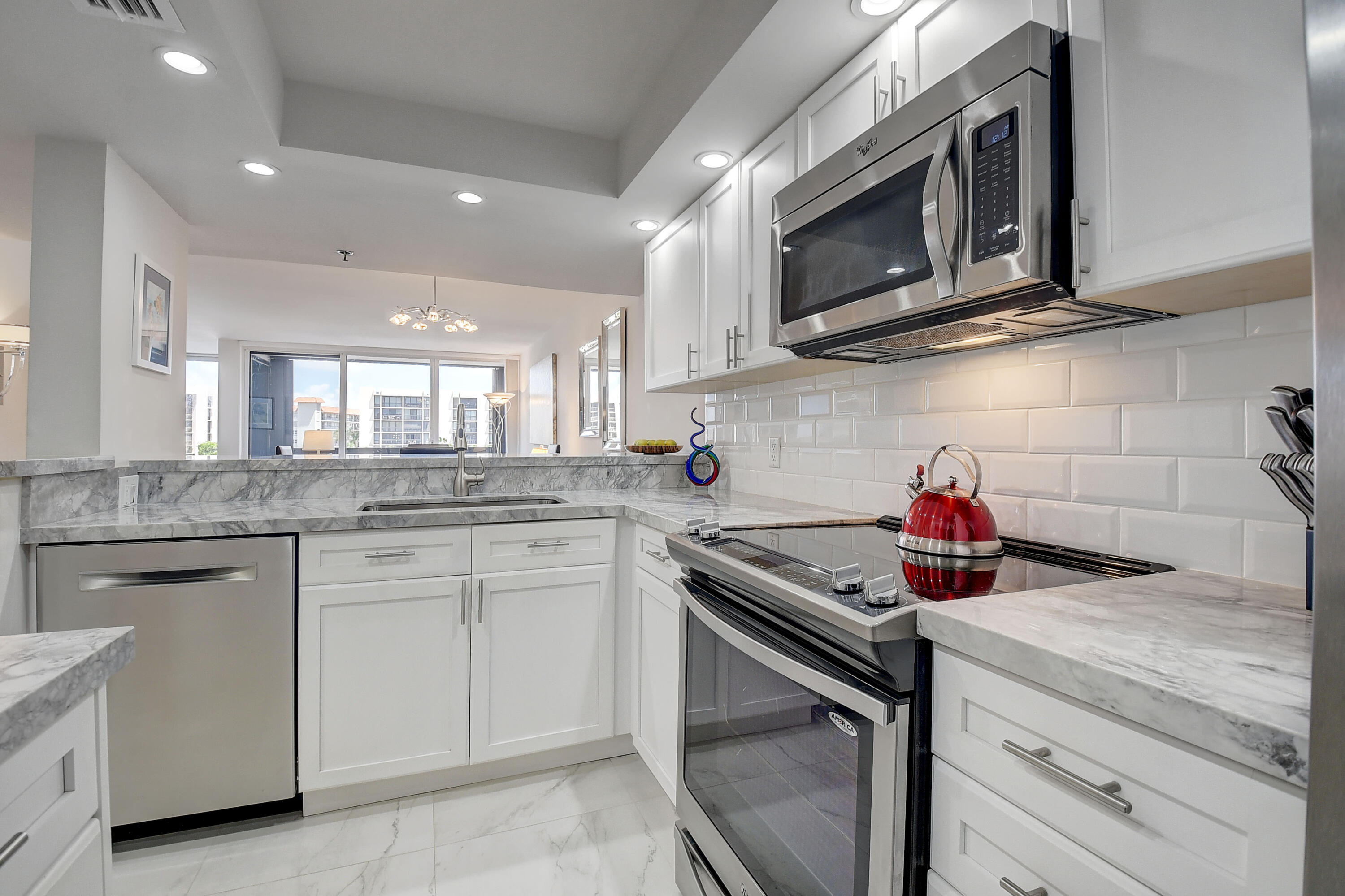 2687 N Ocean Boulevard 401-G