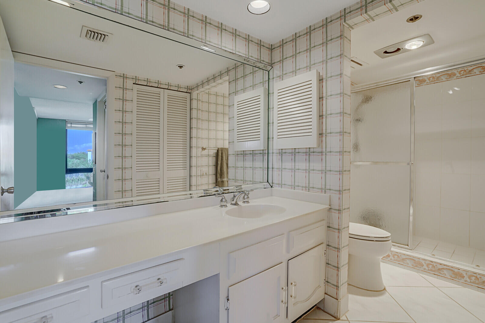 2667 N Ocean Boulevard I409