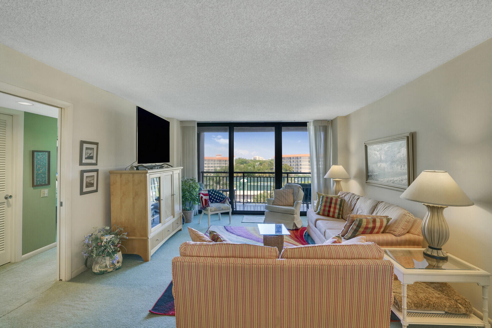 2667 N Ocean Boulevard I409