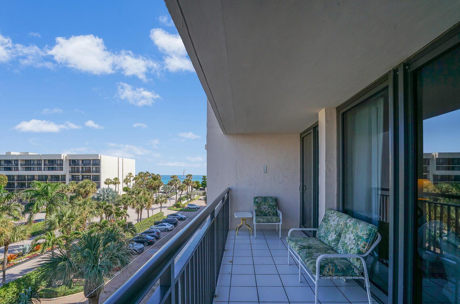 2667 N Ocean Boulevard I409