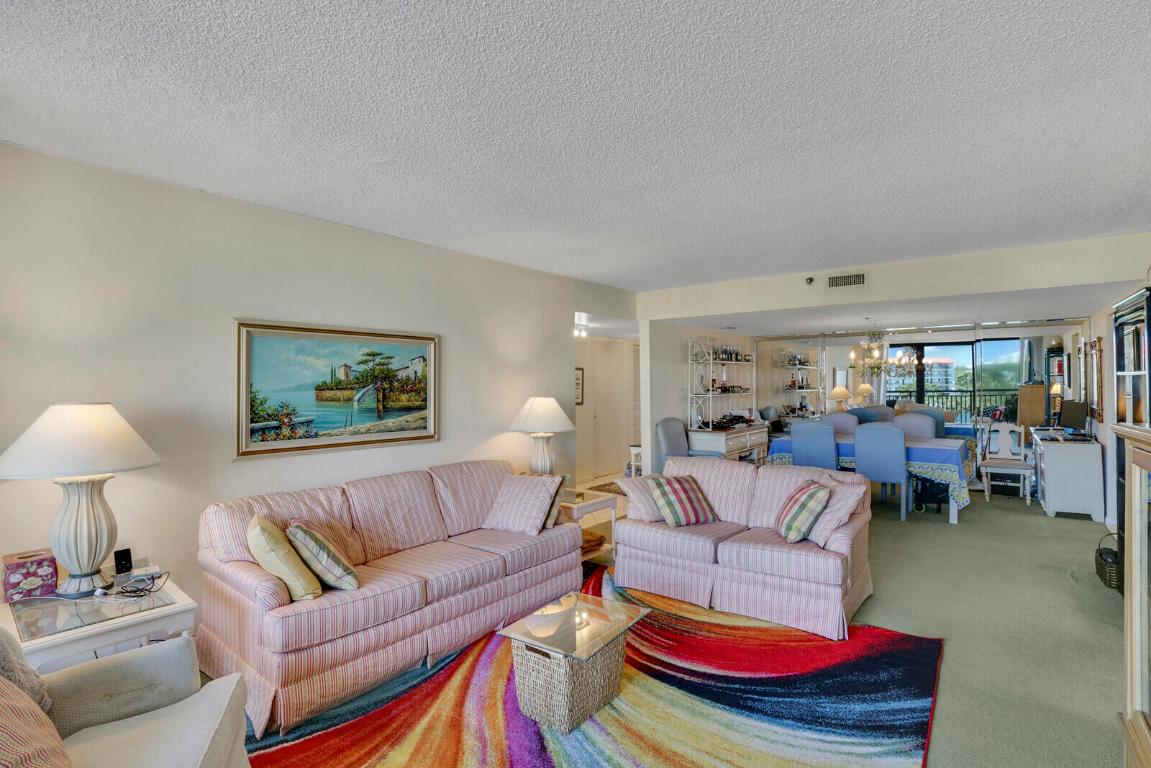 2667 N Ocean Boulevard I409