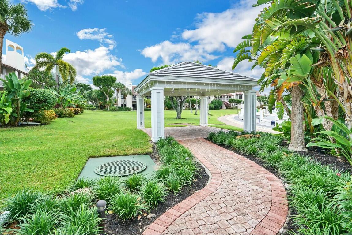 2667 N Ocean Boulevard I409