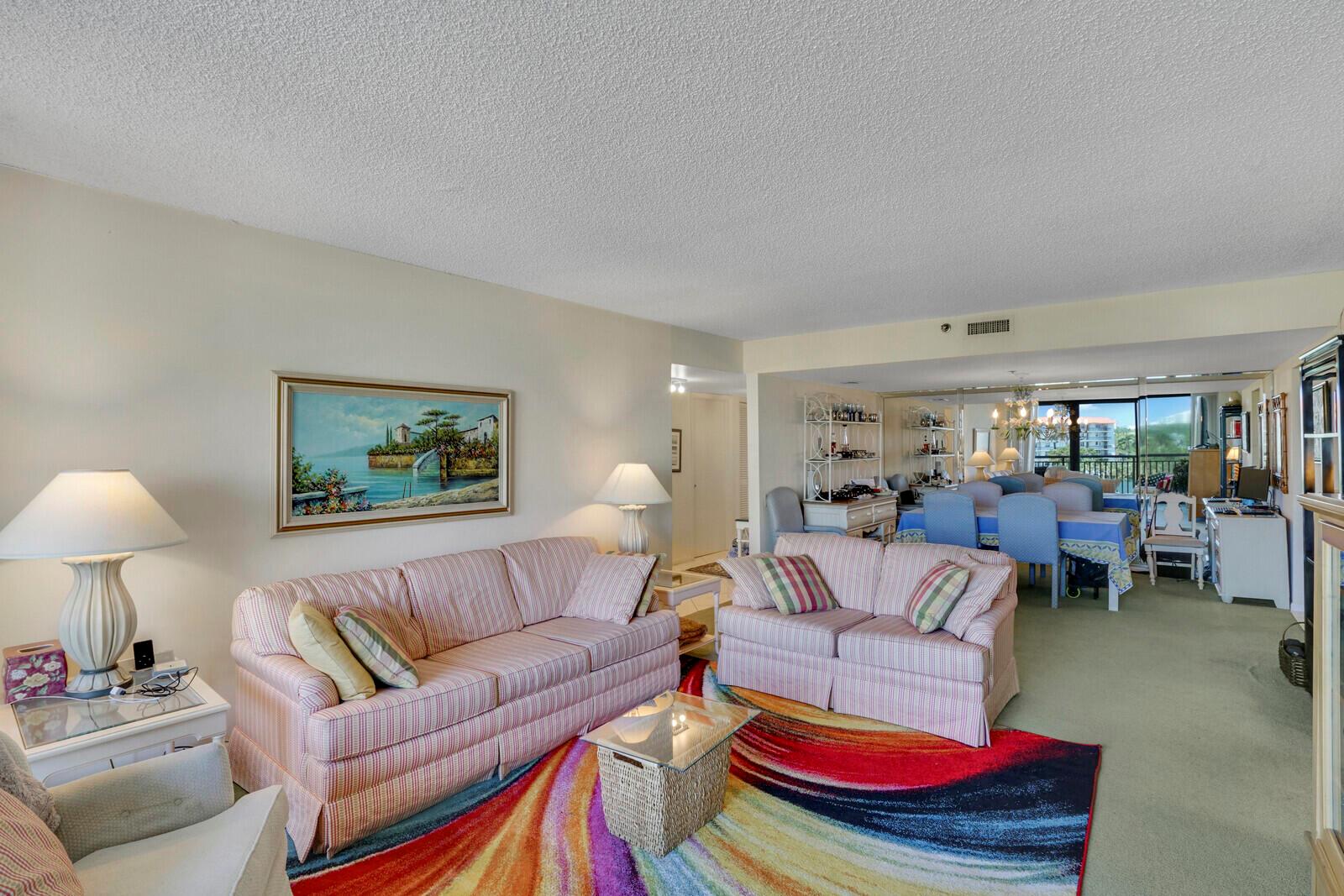 2667 N Ocean Boulevard I409